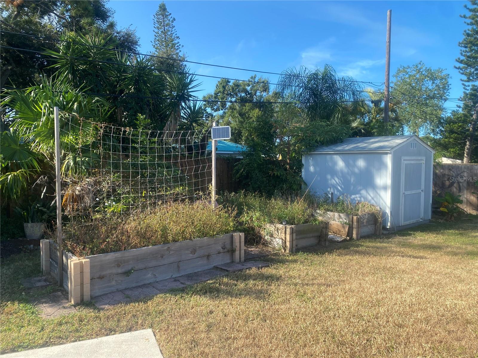 Image 15 of 53 For 5916 16th Avenue N