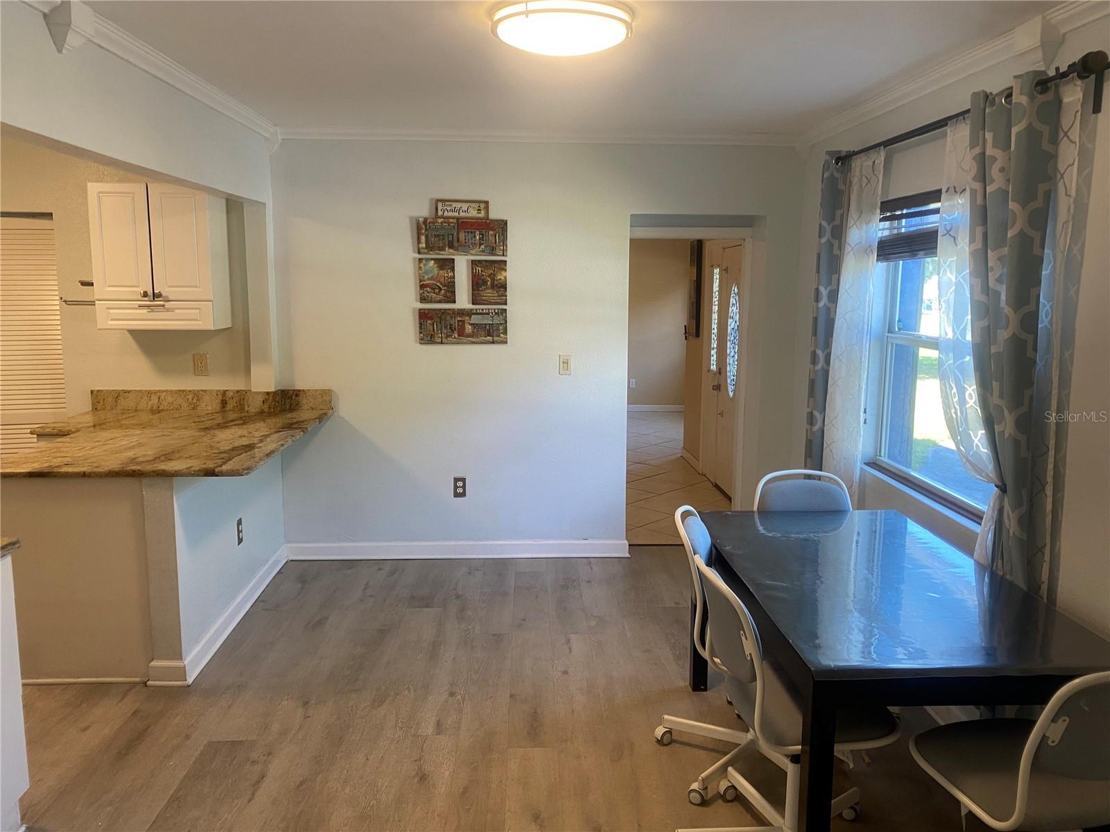 Image 23 of 53 For 5916 16th Avenue N