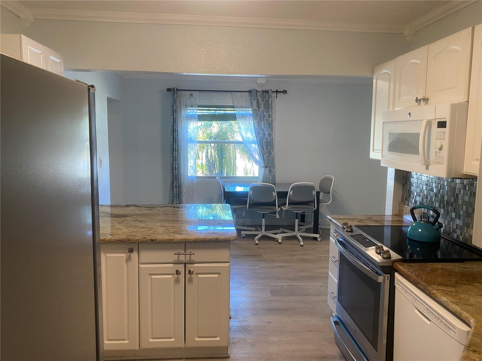 Image 30 of 53 For 5916 16th Avenue N