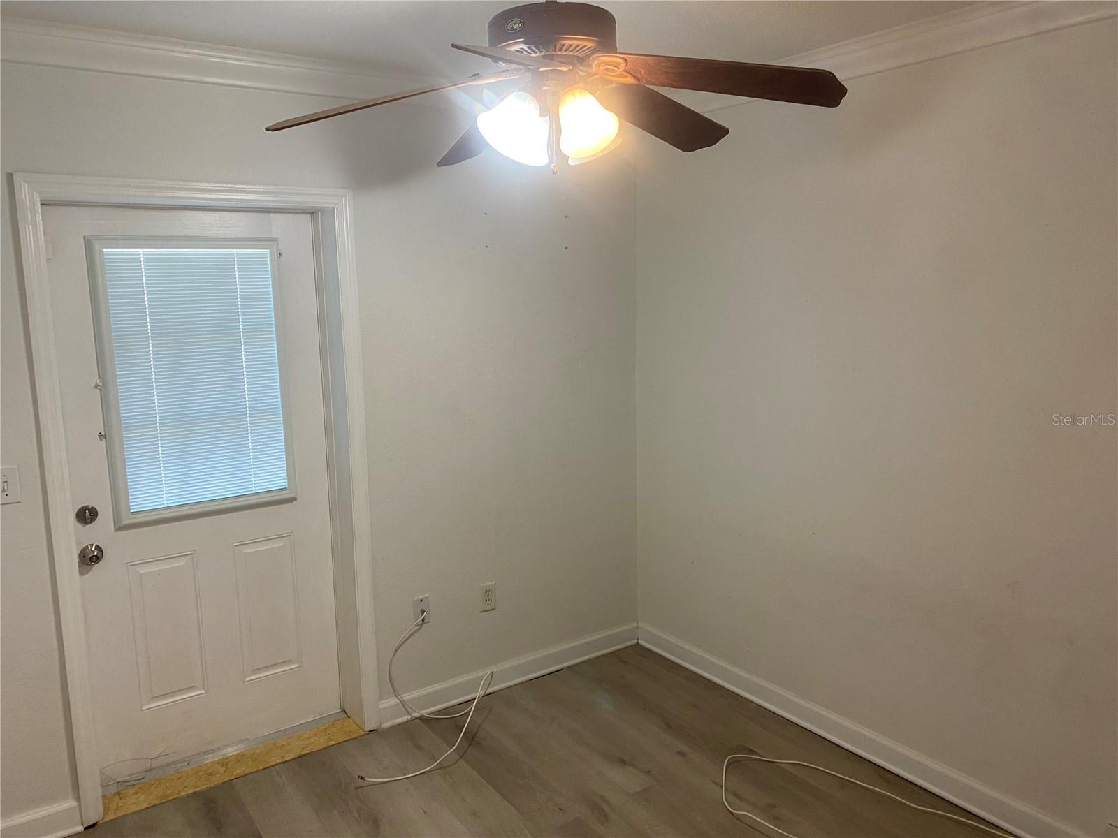 Image 37 of 53 For 5916 16th Avenue N