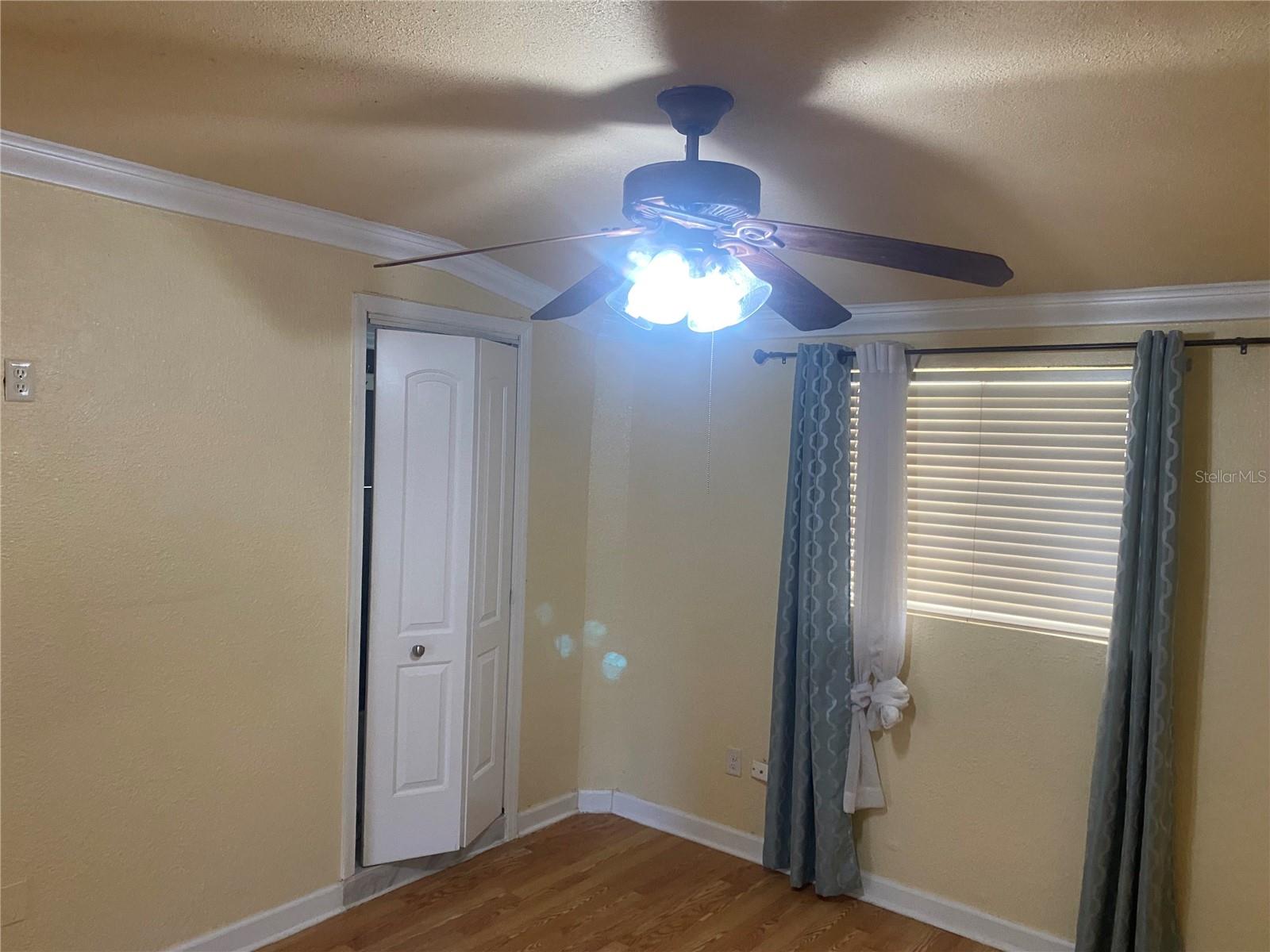 Image 51 of 53 For 5916 16th Avenue N