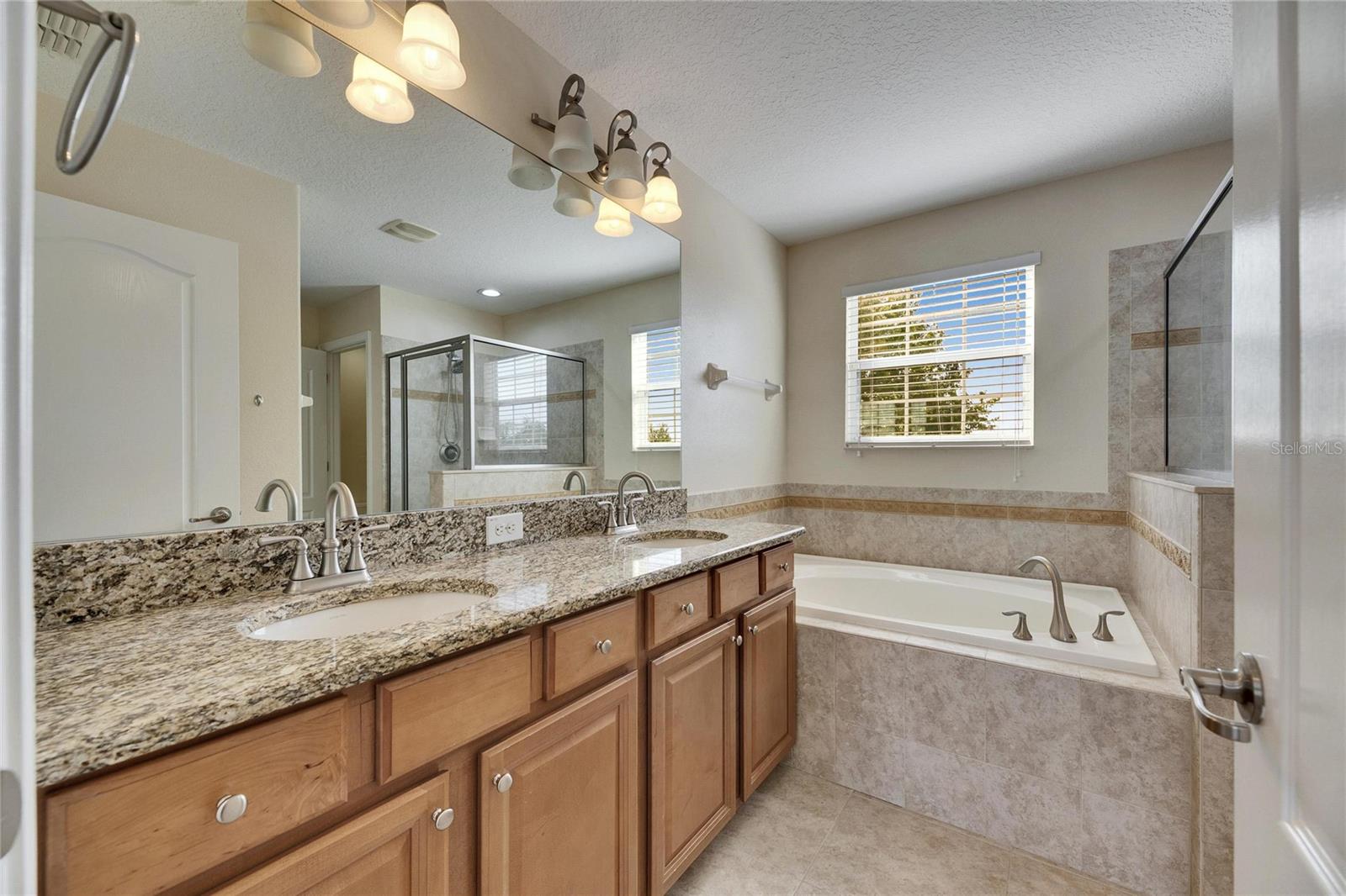 Image 20 of 37 For 18734 Burndall Court