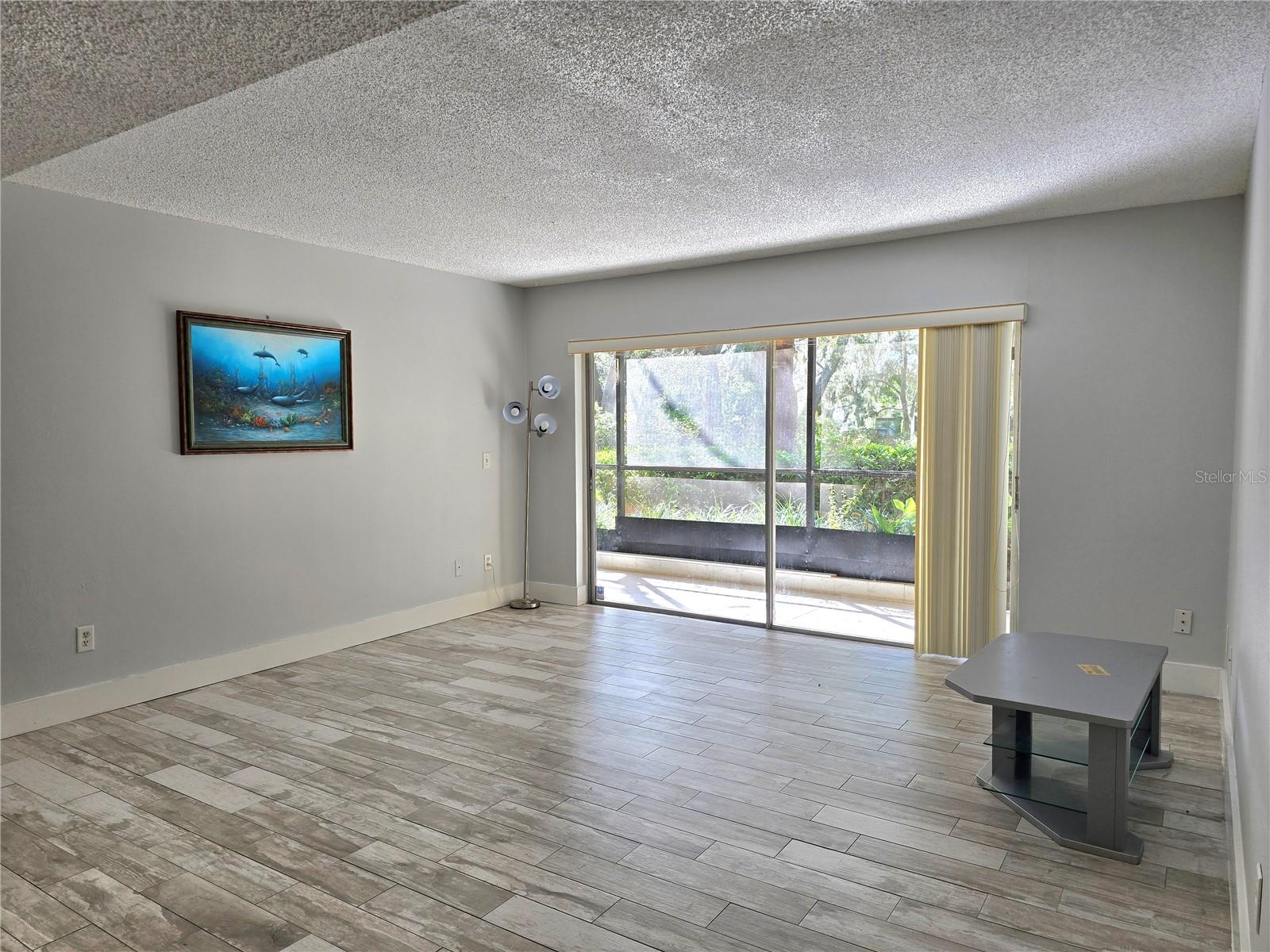 Image 20 of 42 For 4411 Shady Terrace Lane 114