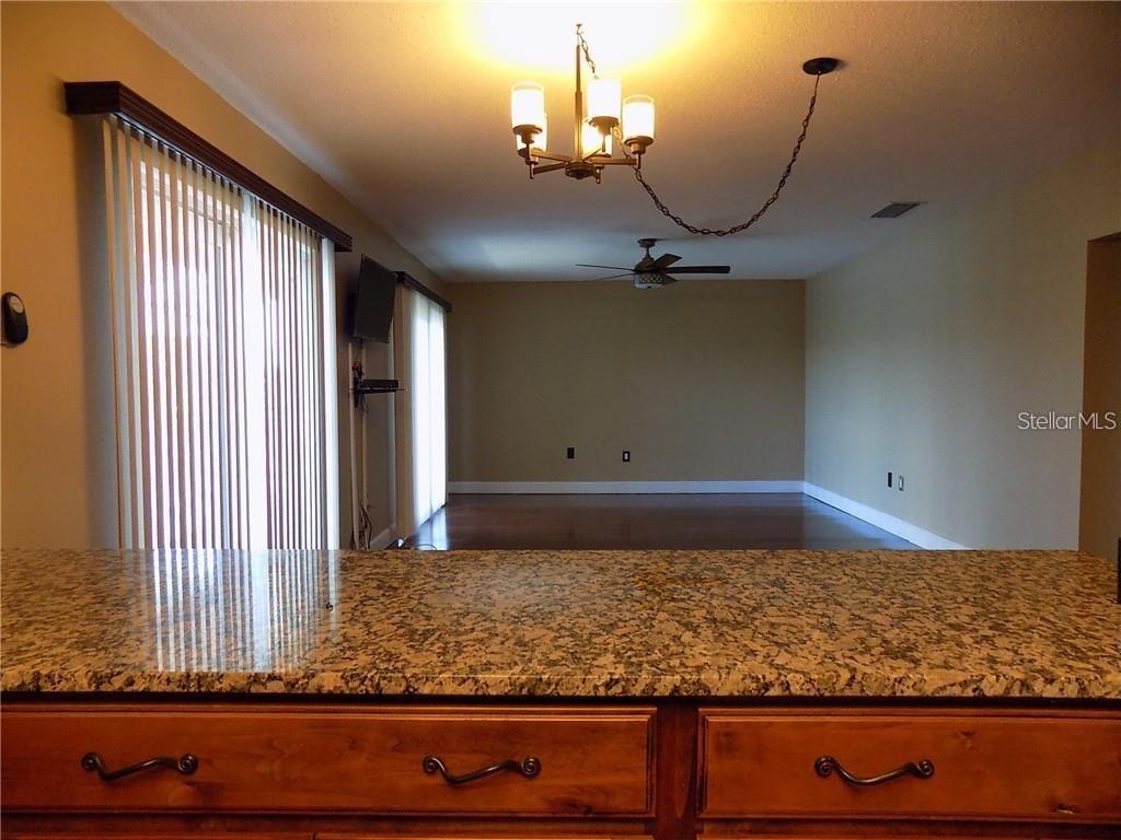 Image 7 of 13 For 8804 Bay Pointe Drive 204