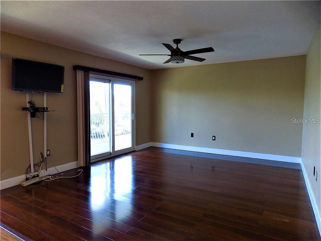 Image 8 of 13 For 8804 Bay Pointe Drive 204