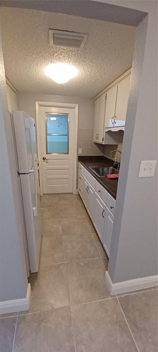 Image 6 of 25 For 4948 Getner Street