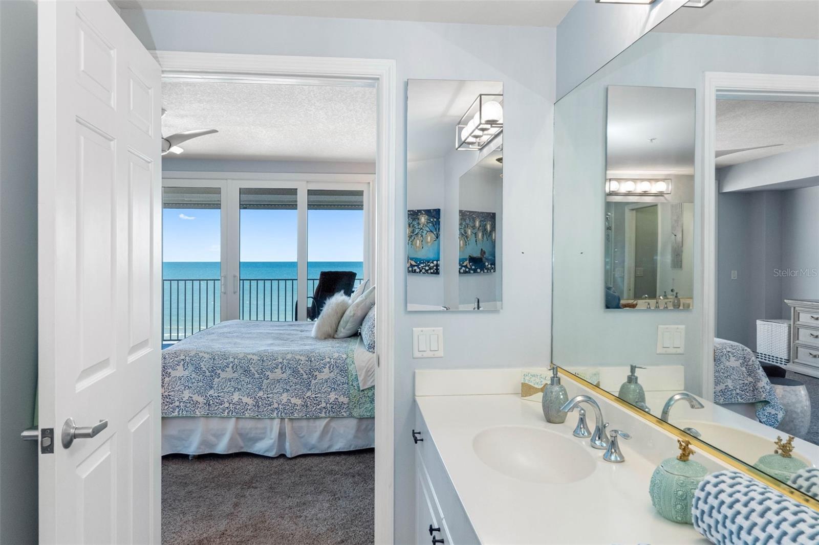 Image 26 of 80 For 19710 Gulf Boulevard 301