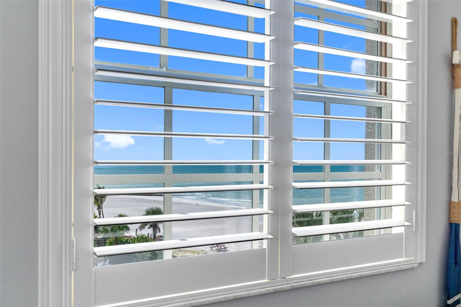 Image 61 of 80 For 19710 Gulf Boulevard 301