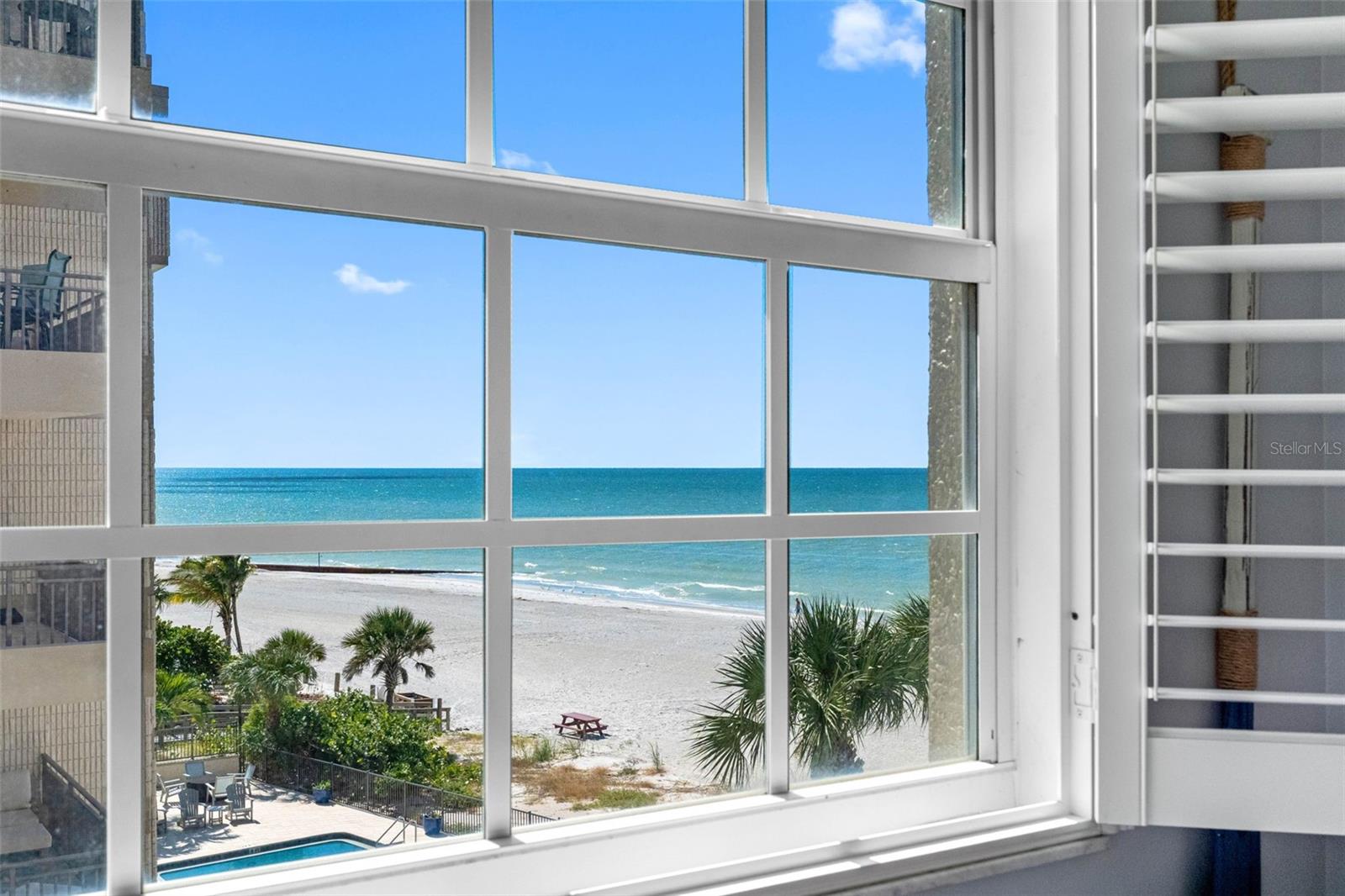 Image 62 of 80 For 19710 Gulf Boulevard 301