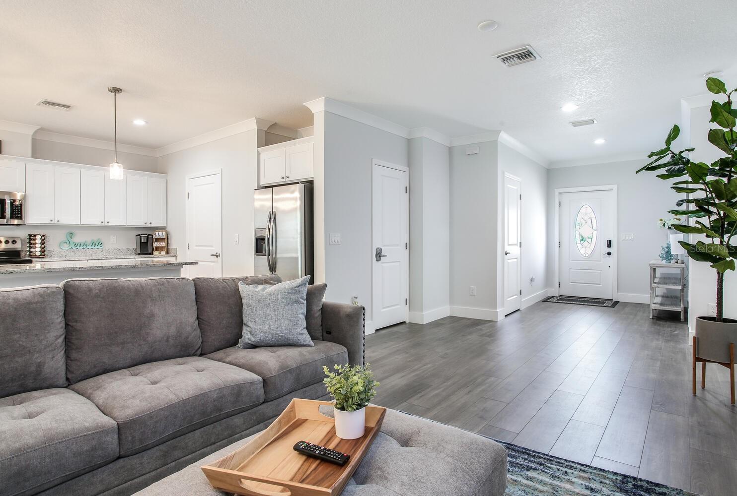 Image 3 of 24 For 3040 Belcher Road