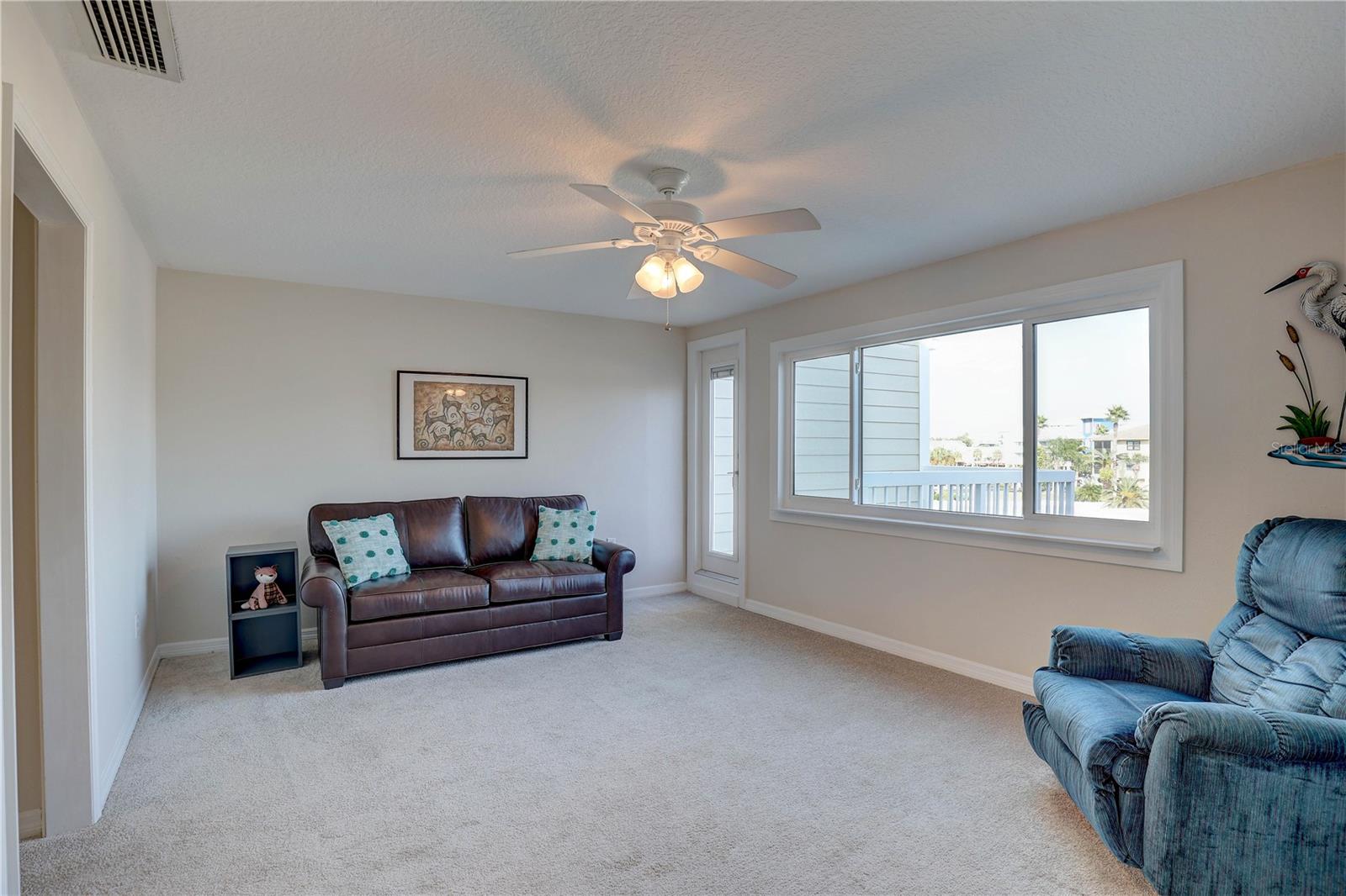 Image 20 of 28 For 433 Paula Drive 34