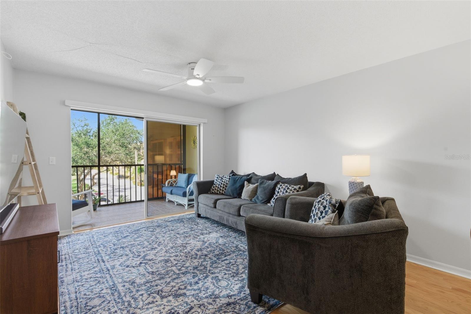 Image 13 of 40 For 5775 Park Street N 311
