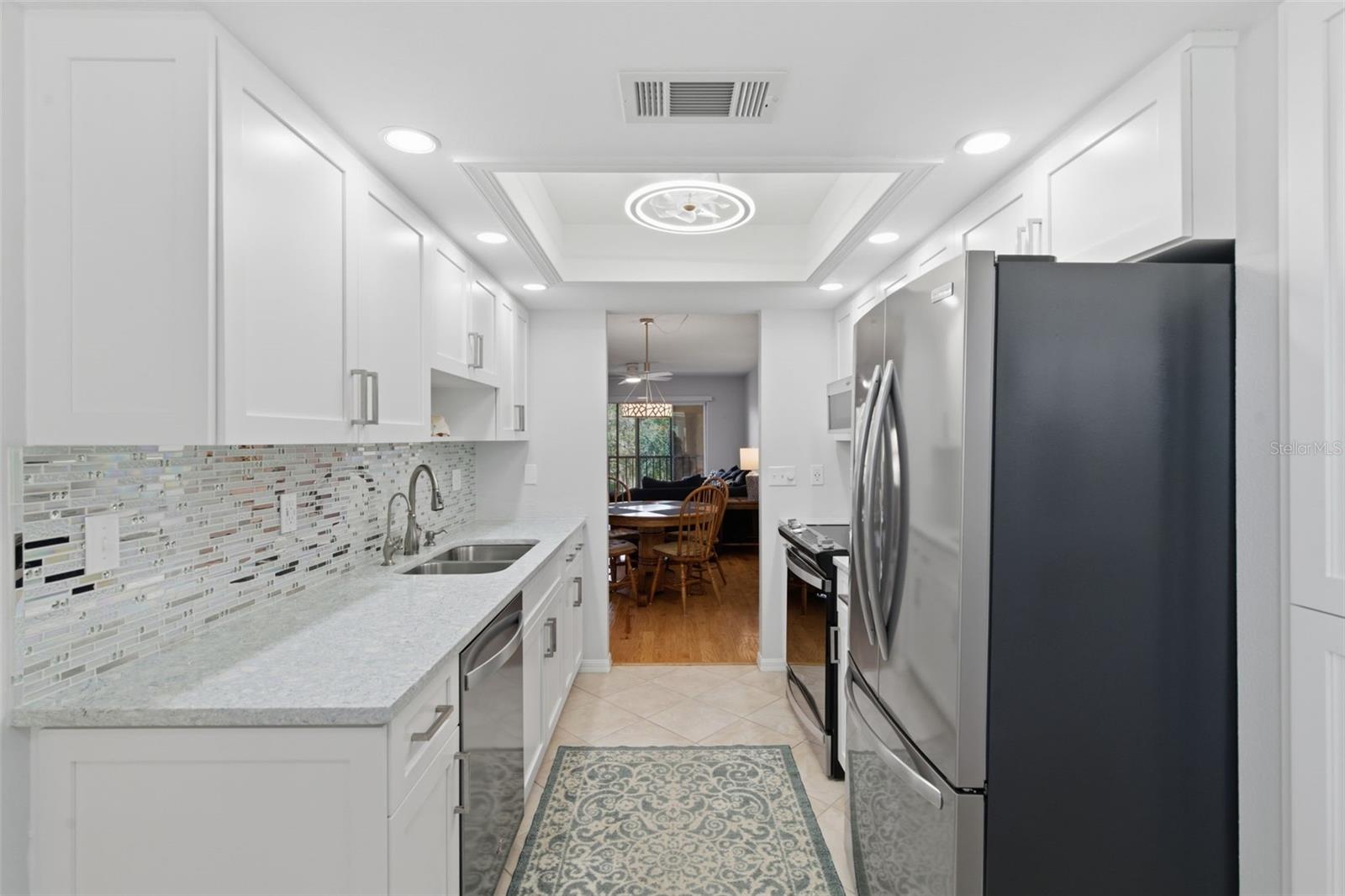 Image 6 of 40 For 5775 Park Street N 311