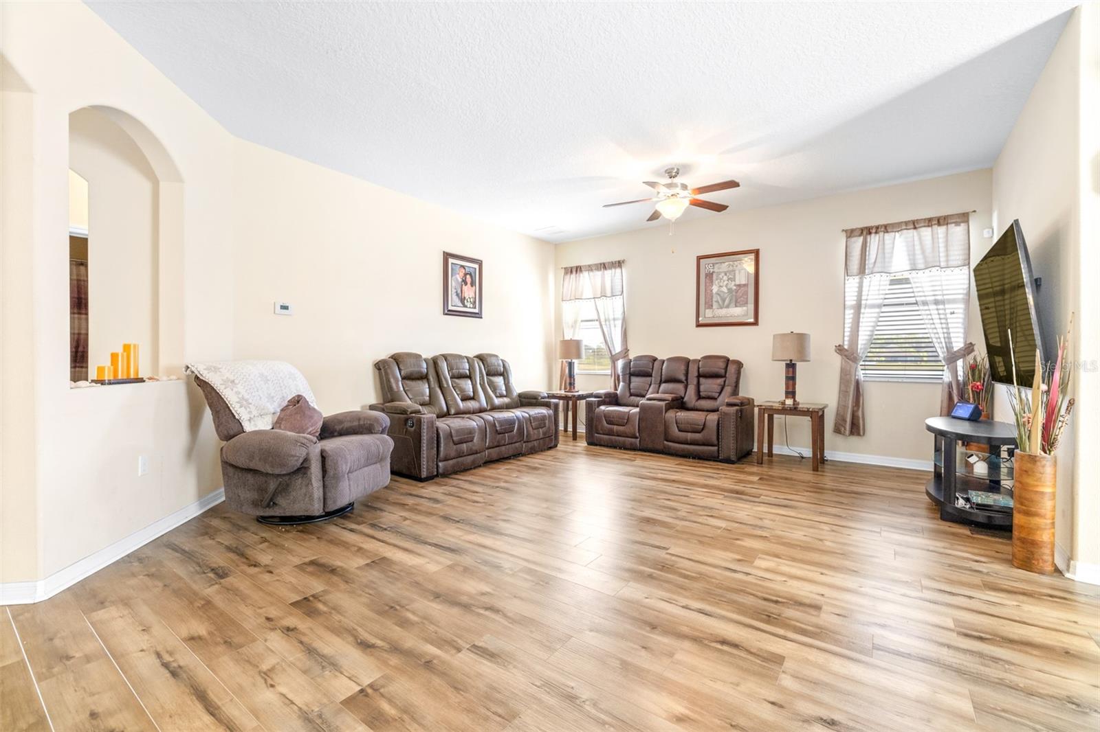 Image 10 of 40 For 1564 Imperial Key Drive