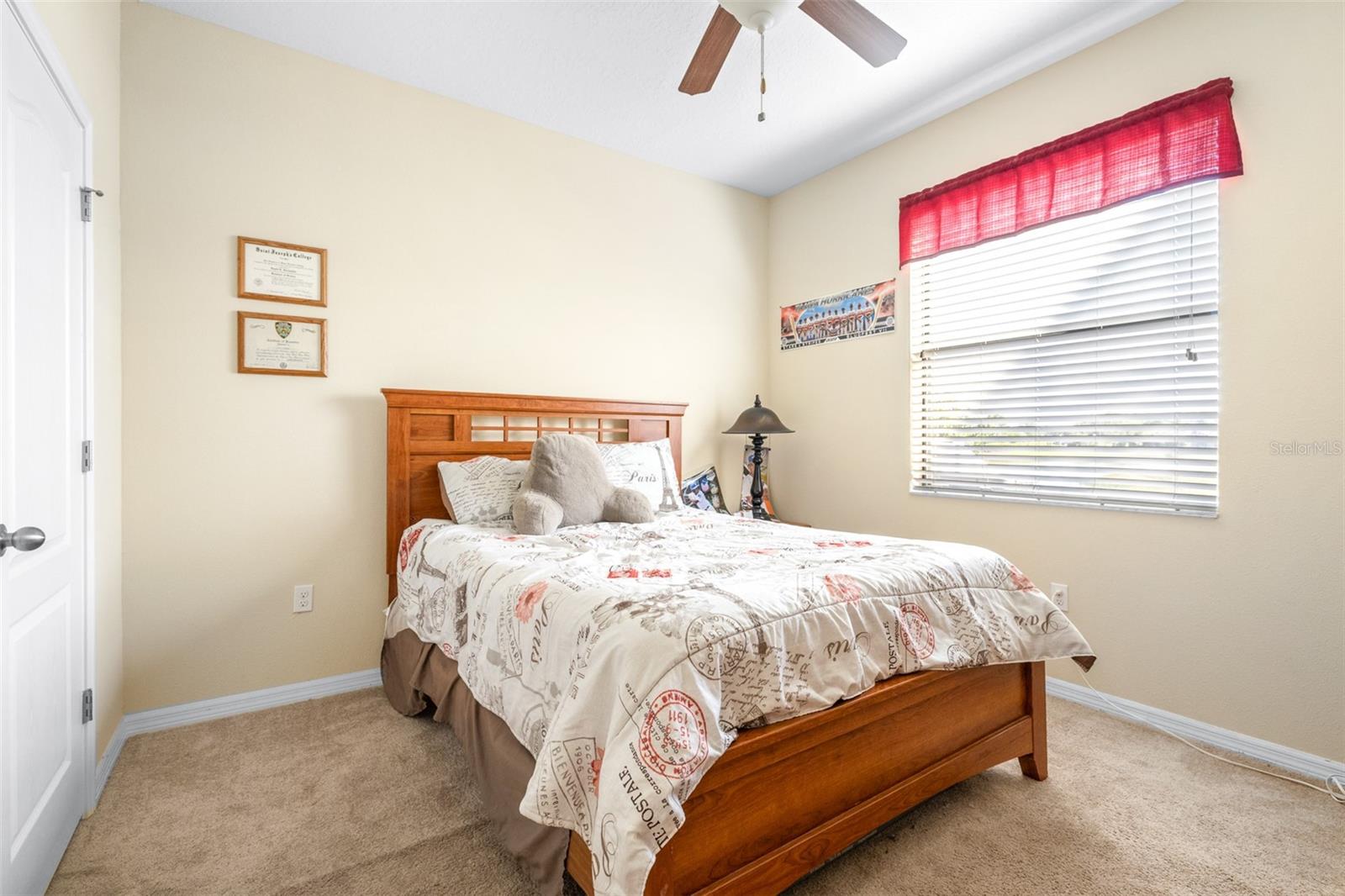 Image 13 of 40 For 1564 Imperial Key Drive