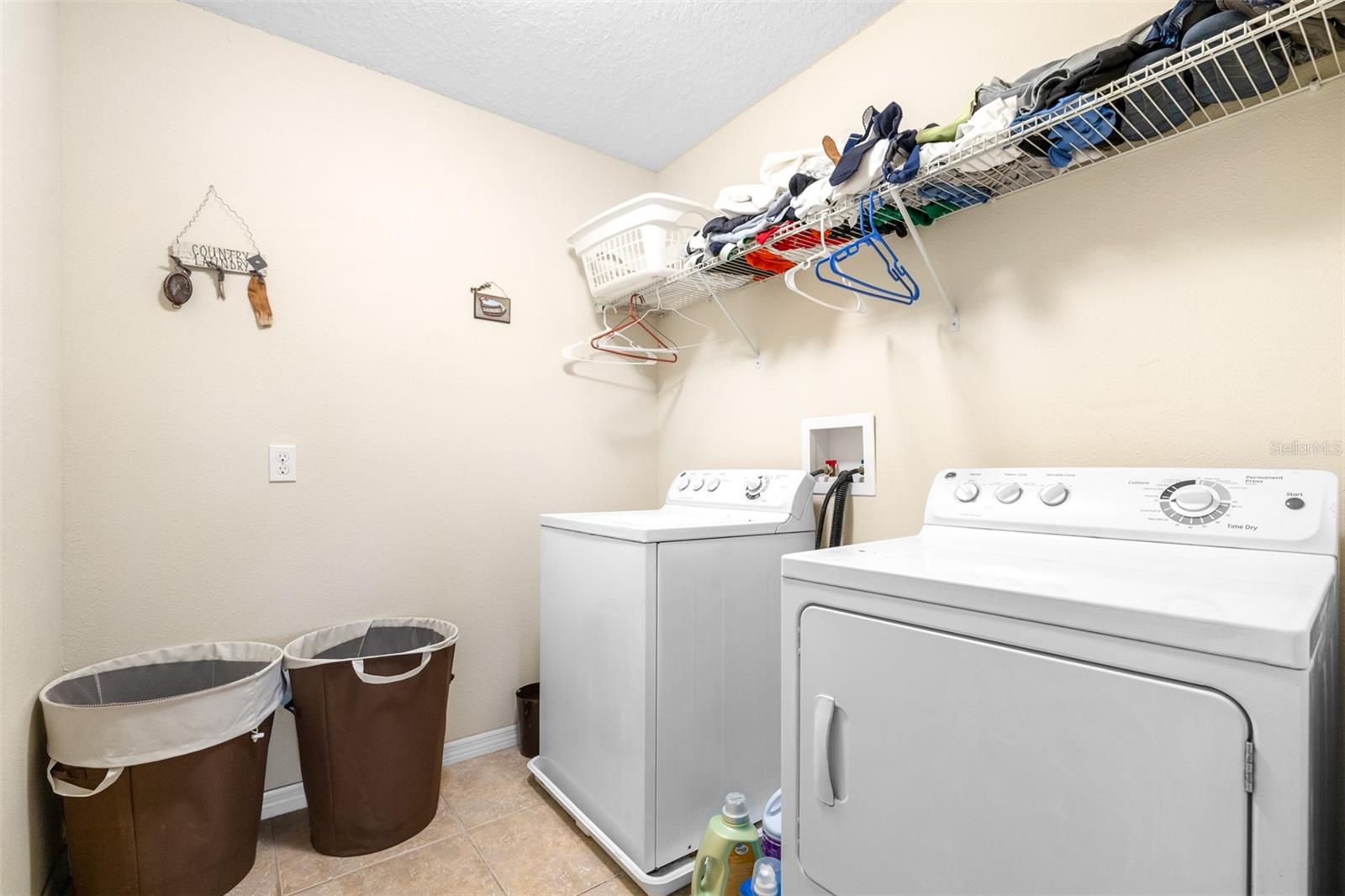 Image 29 of 40 For 1564 Imperial Key Drive