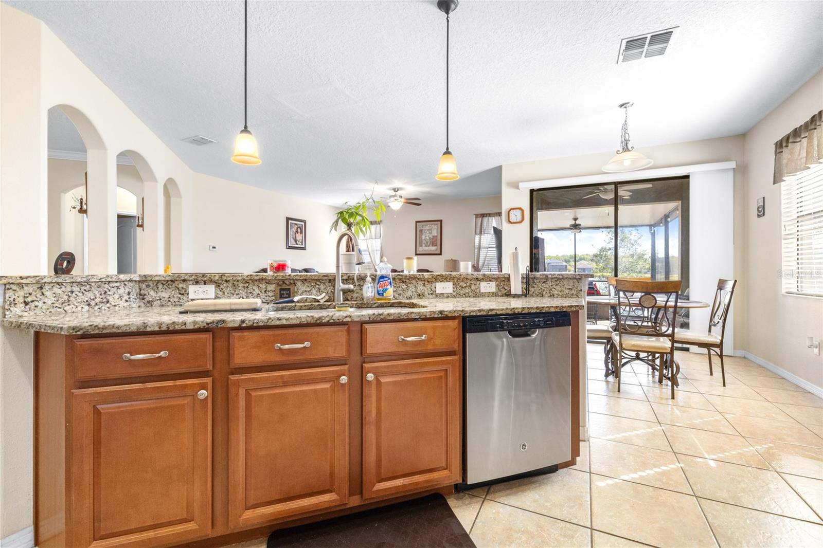 Image 9 of 40 For 1564 Imperial Key Drive