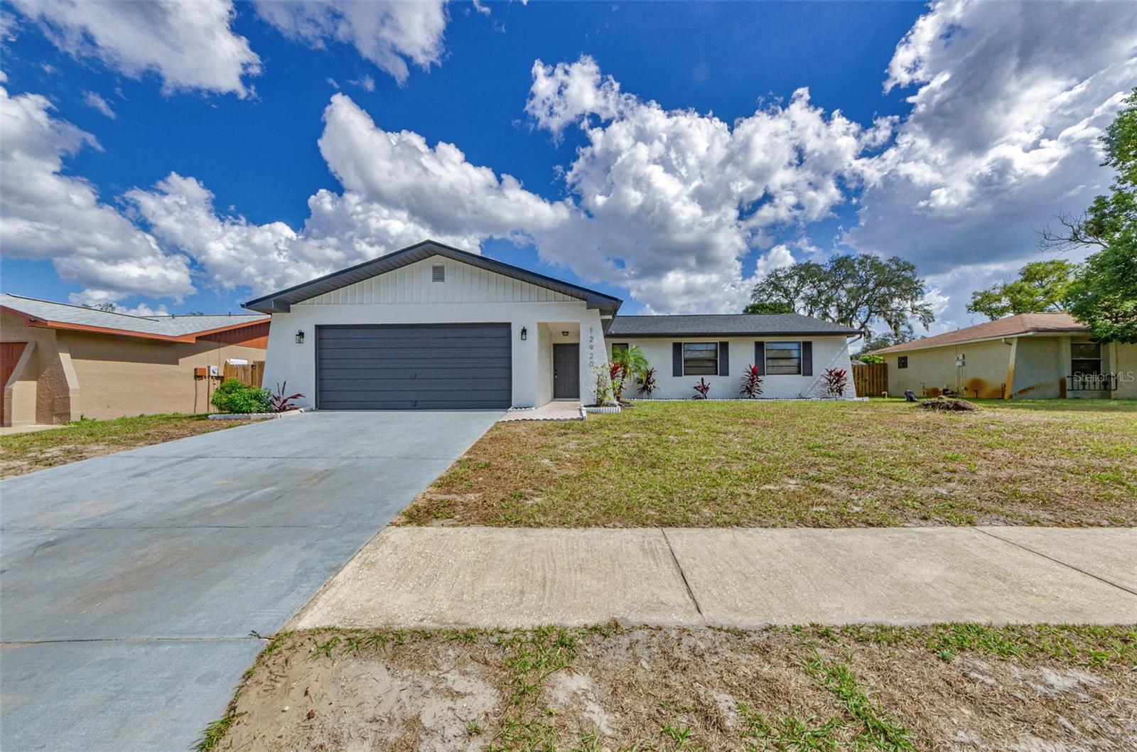 Image 3 of 37 For 12920 Walnut Tree Lane