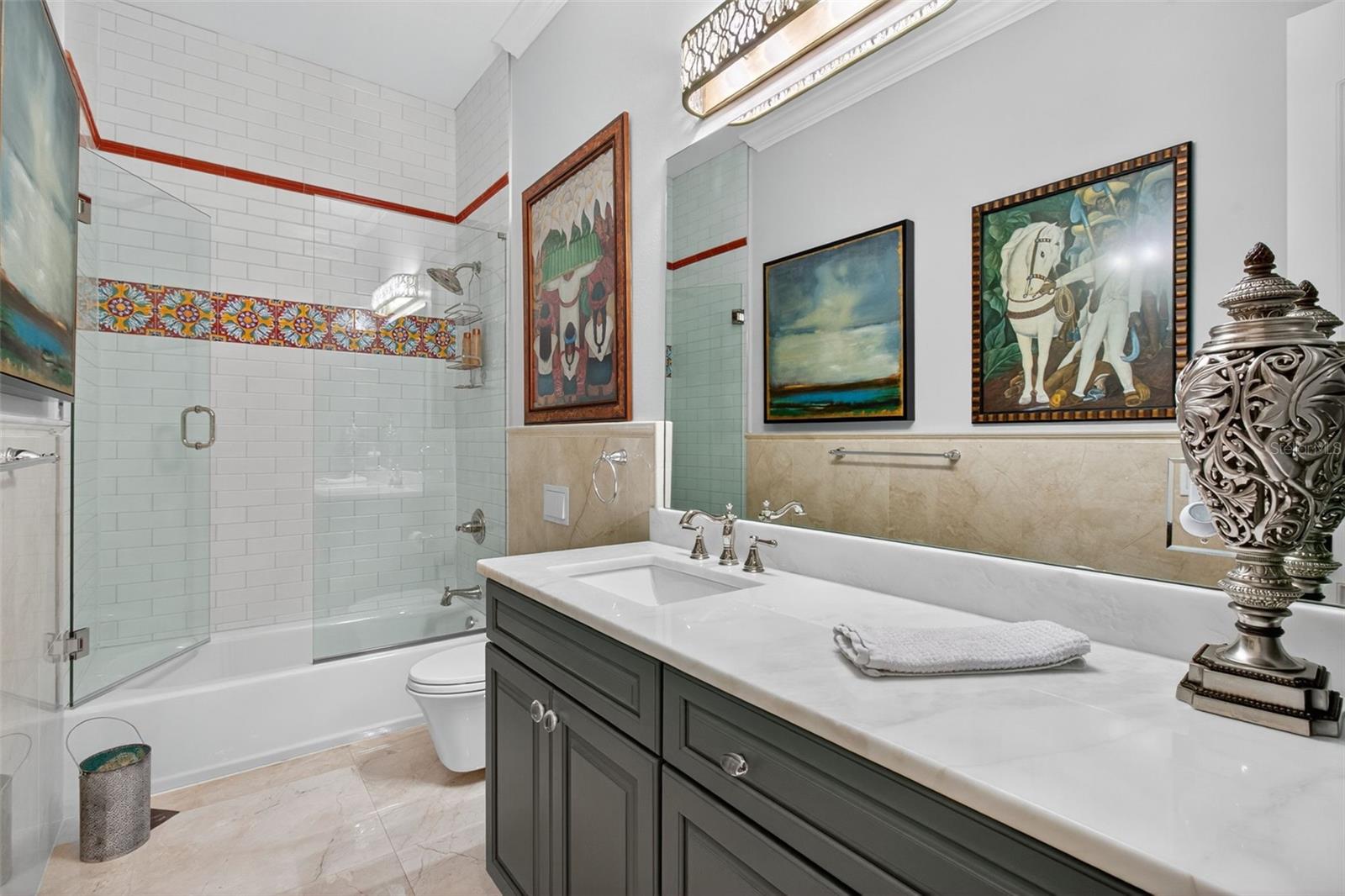 Listing photo id 17 for 7974 9th Avenue S