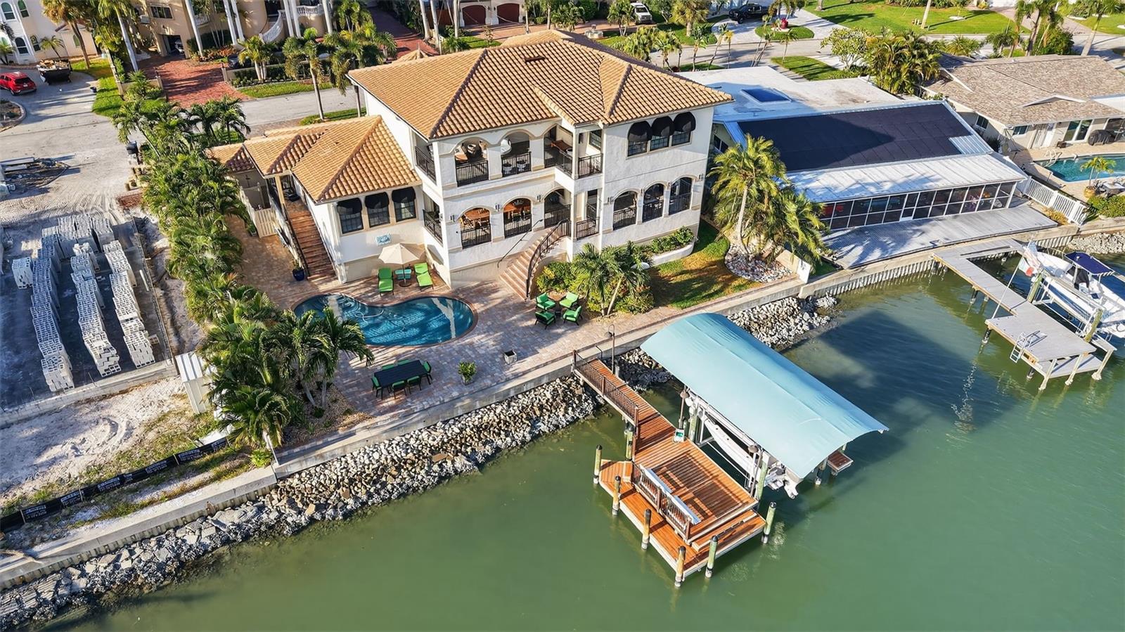 Listing photo id 0 for 7974 9th Avenue S