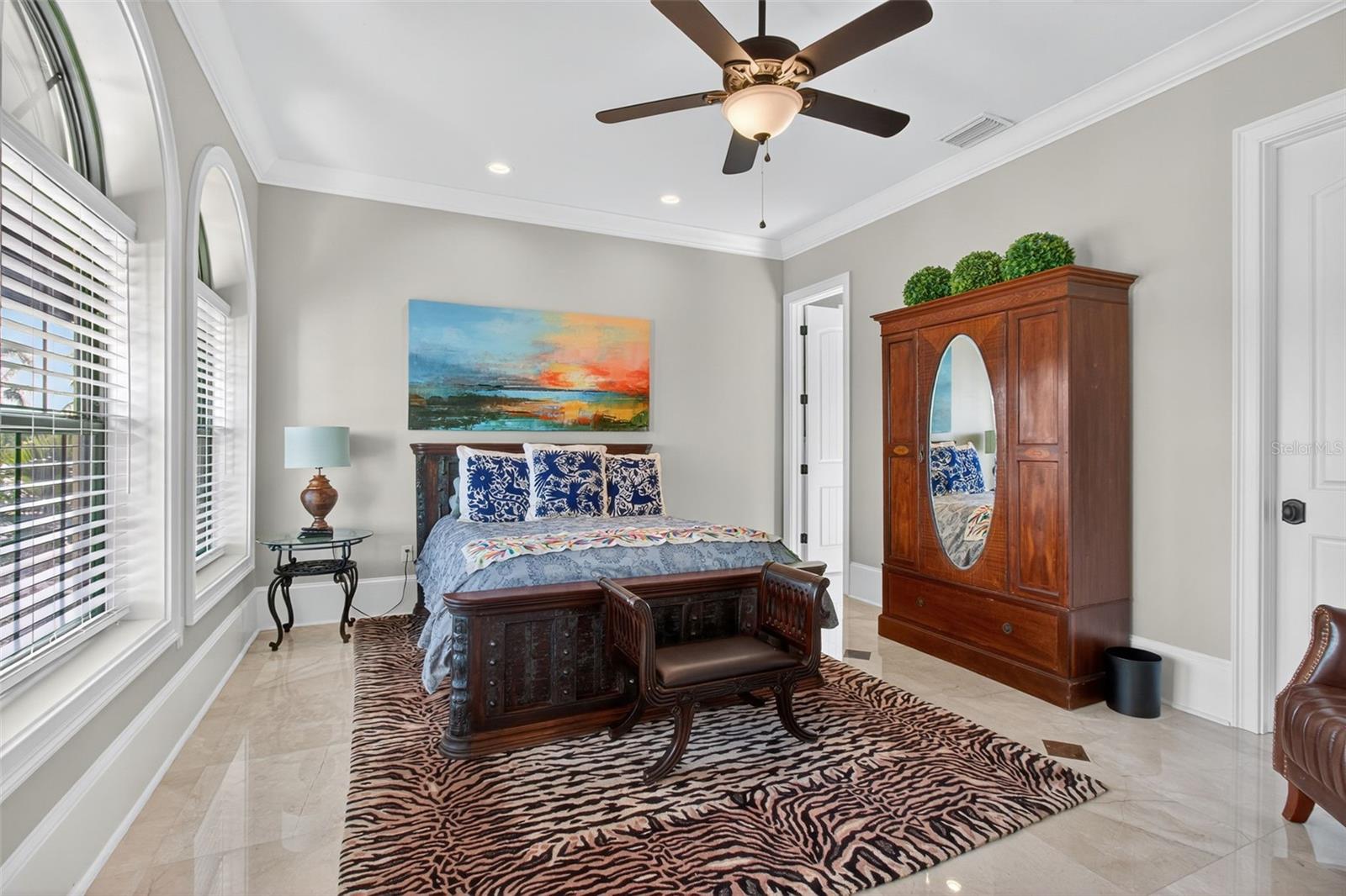 Listing photo id 22 for 7974 9th Avenue S