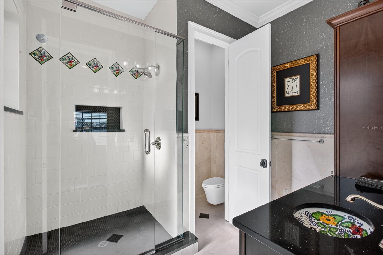 Listing photo id 24 for 7974 9th Avenue S