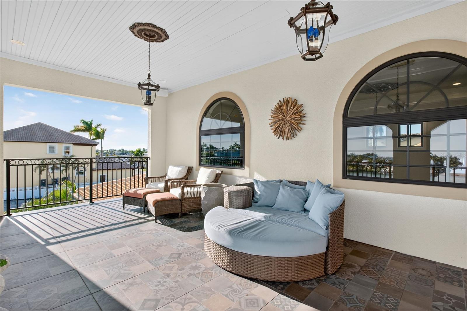 Listing photo id 27 for 7974 9th Avenue S