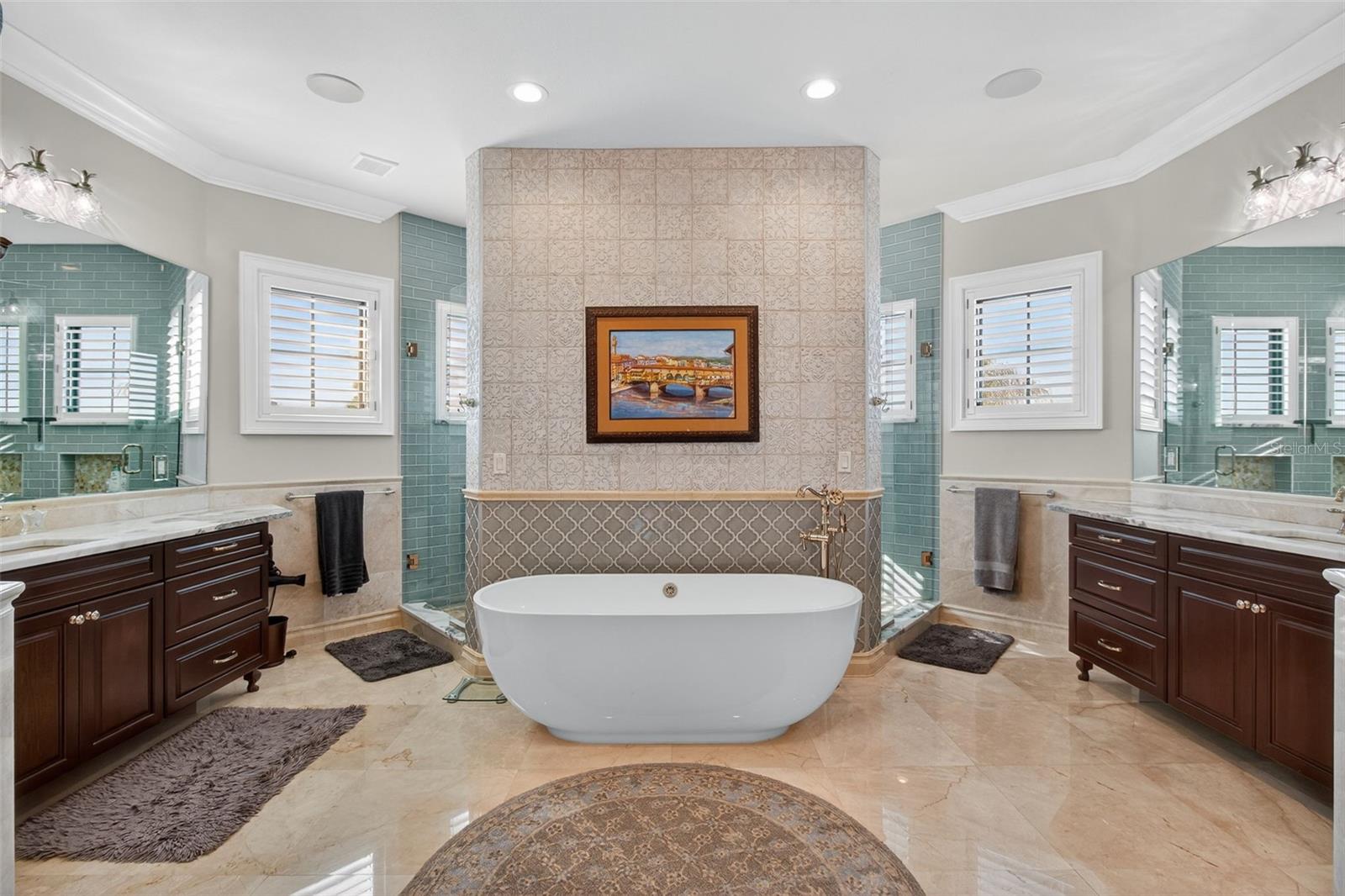 Listing photo id 34 for 7974 9th Avenue S