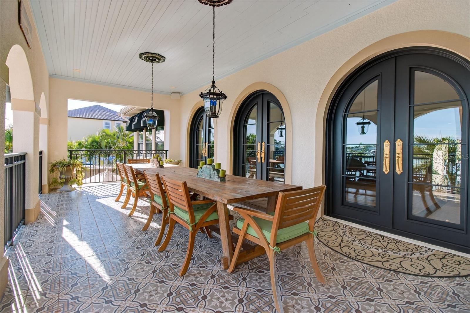 Listing photo id 46 for 7974 9th Avenue S