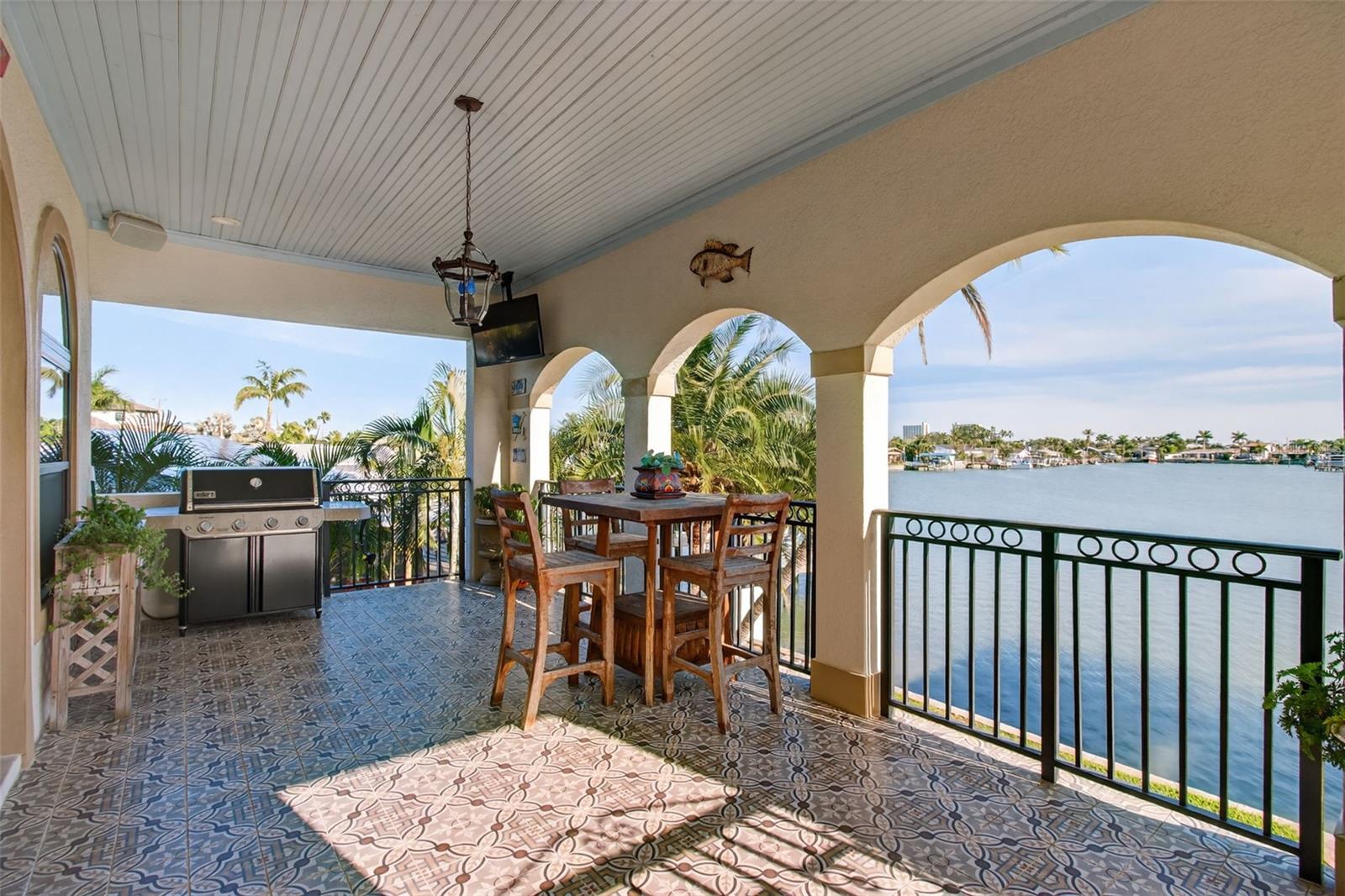 Listing photo id 48 for 7974 9th Avenue S