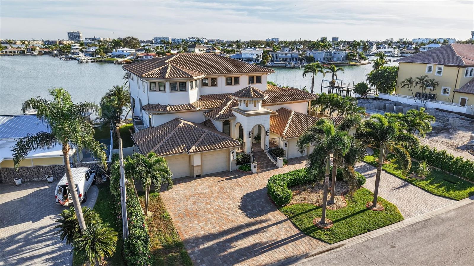 Listing photo id 55 for 7974 9th Avenue S