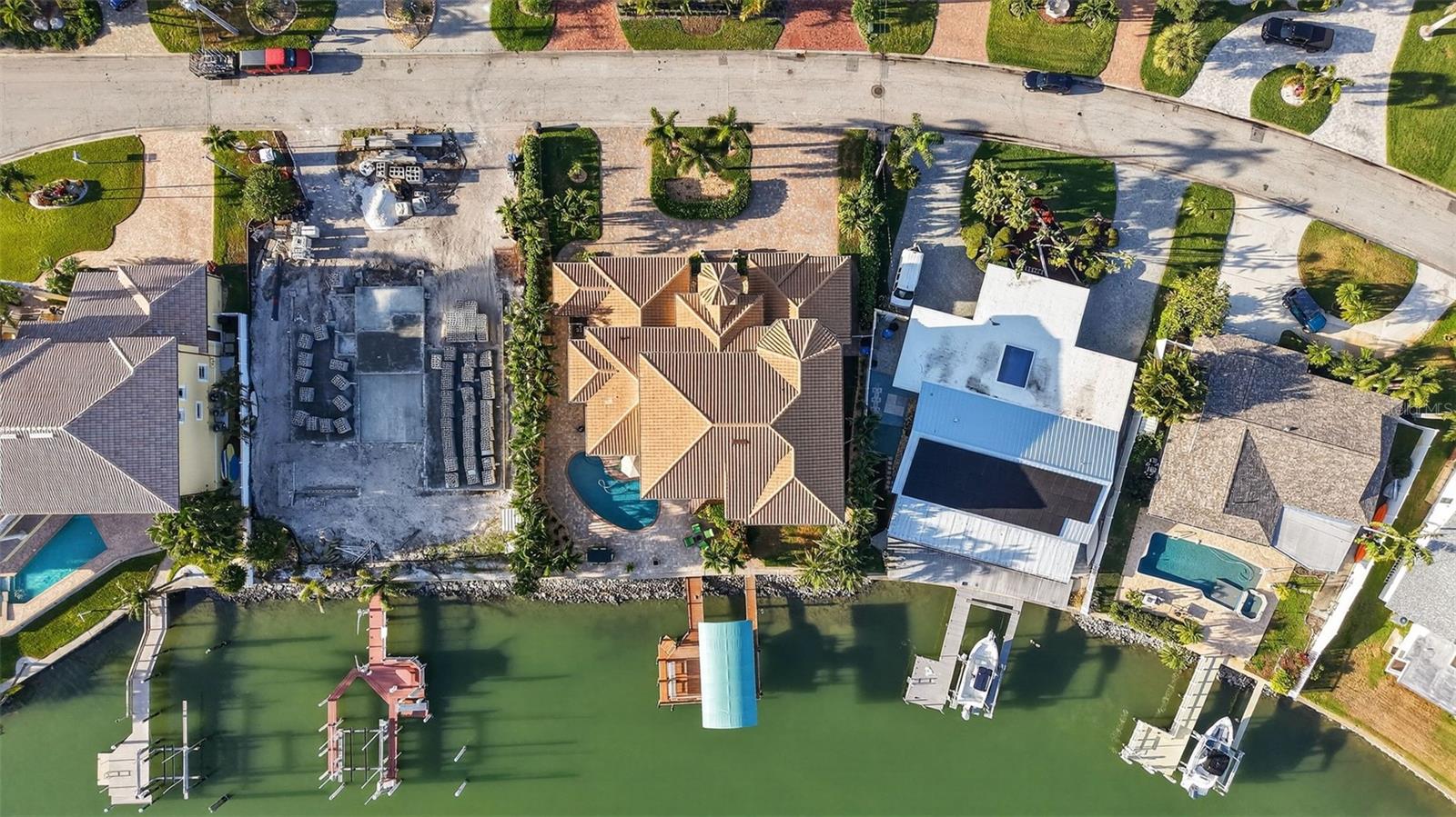 Listing photo id 57 for 7974 9th Avenue S