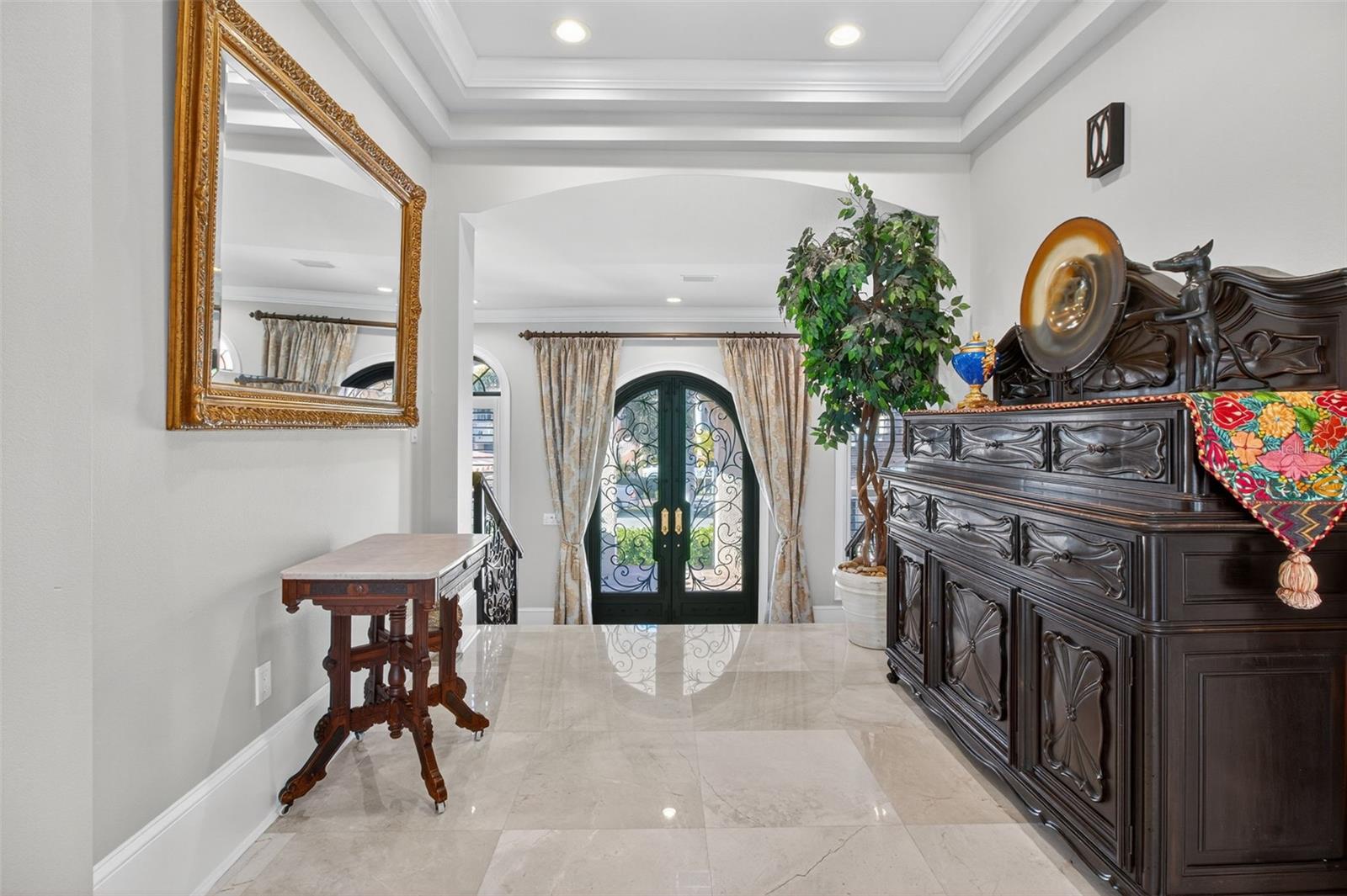 Listing photo id 4 for 7974 9th Avenue S