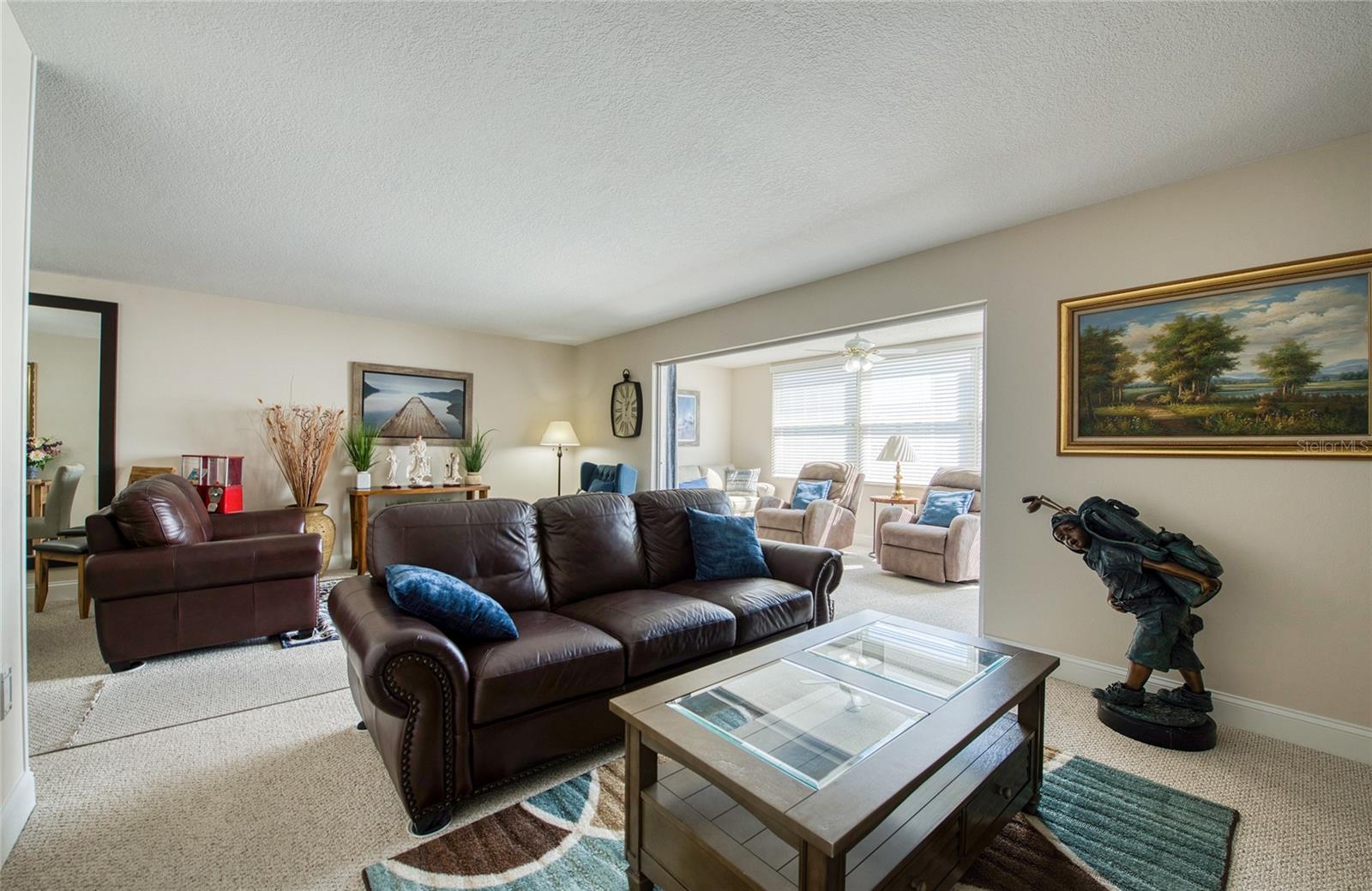 Image 15 of 37 For 5575 Gulf Boulevard 328