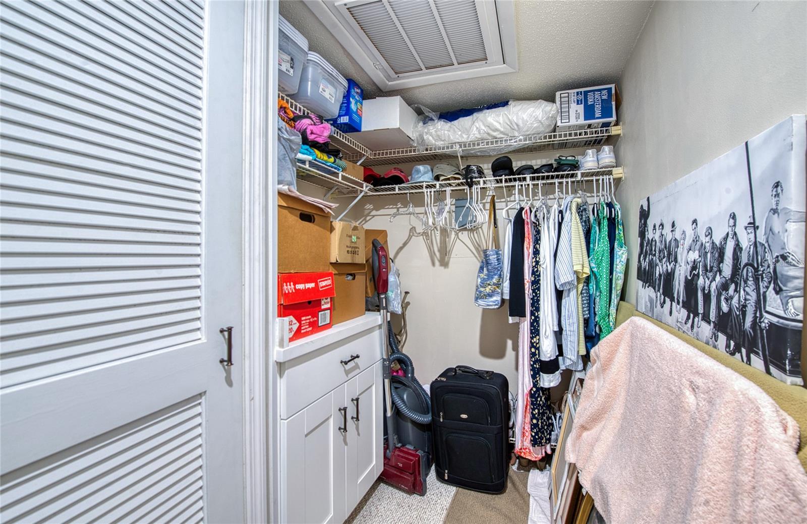 Image 24 of 37 For 5575 Gulf Boulevard 328