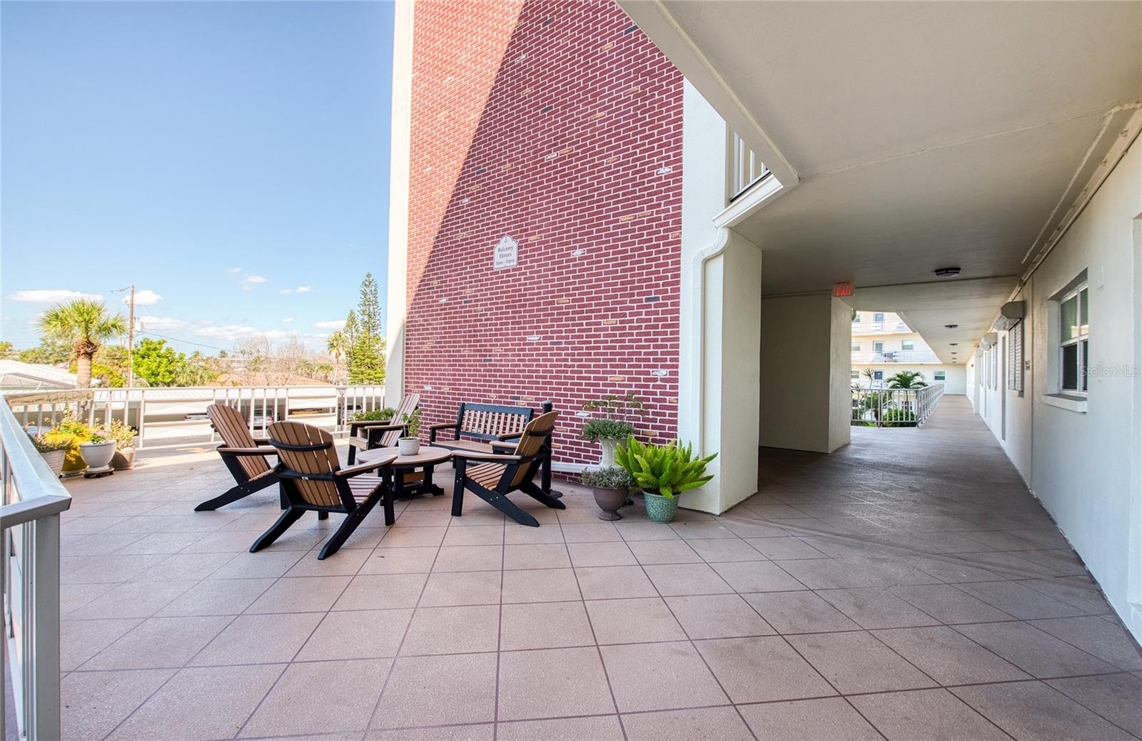 Image 27 of 37 For 5575 Gulf Boulevard 328