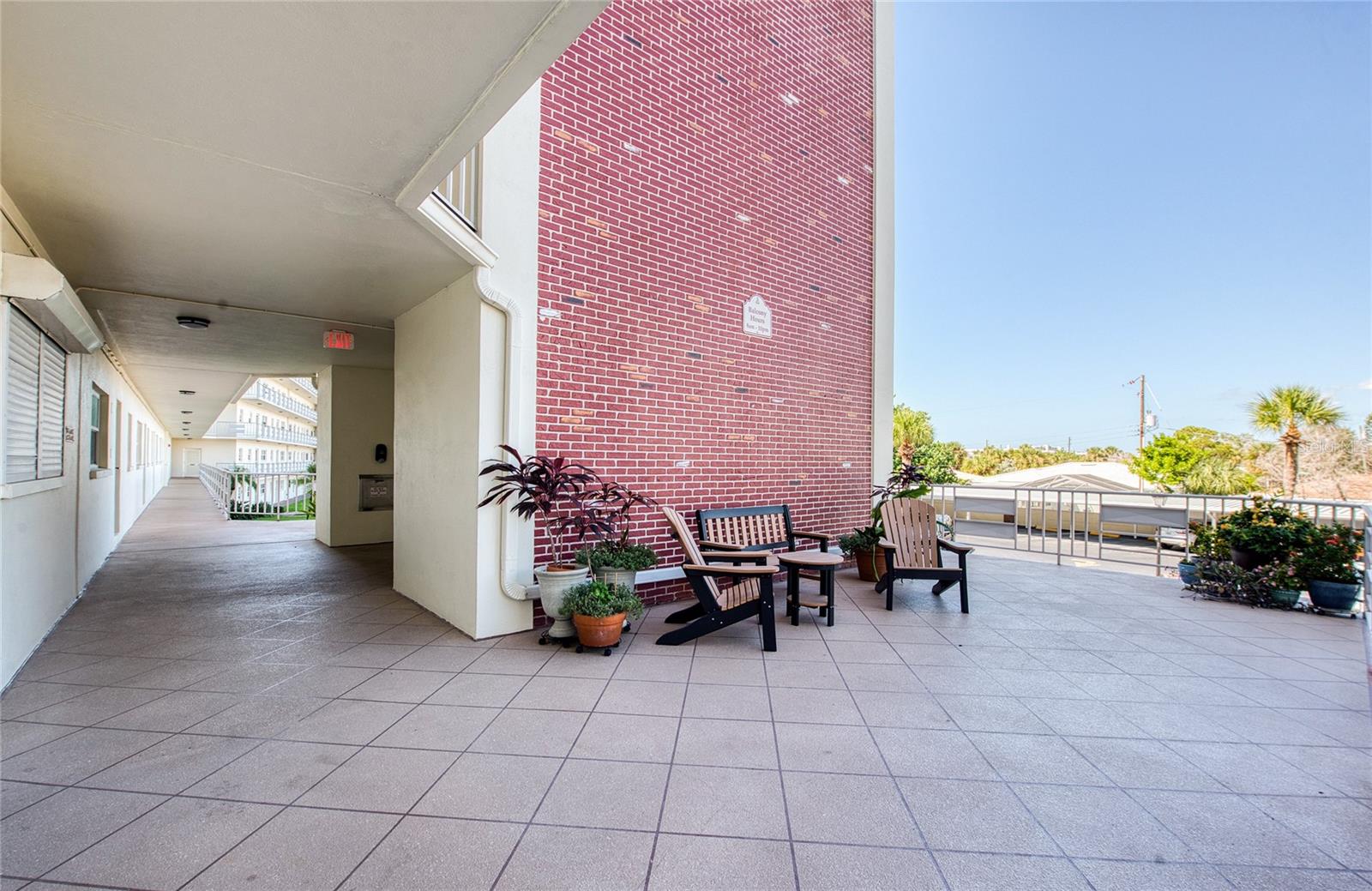 Image 29 of 37 For 5575 Gulf Boulevard 328