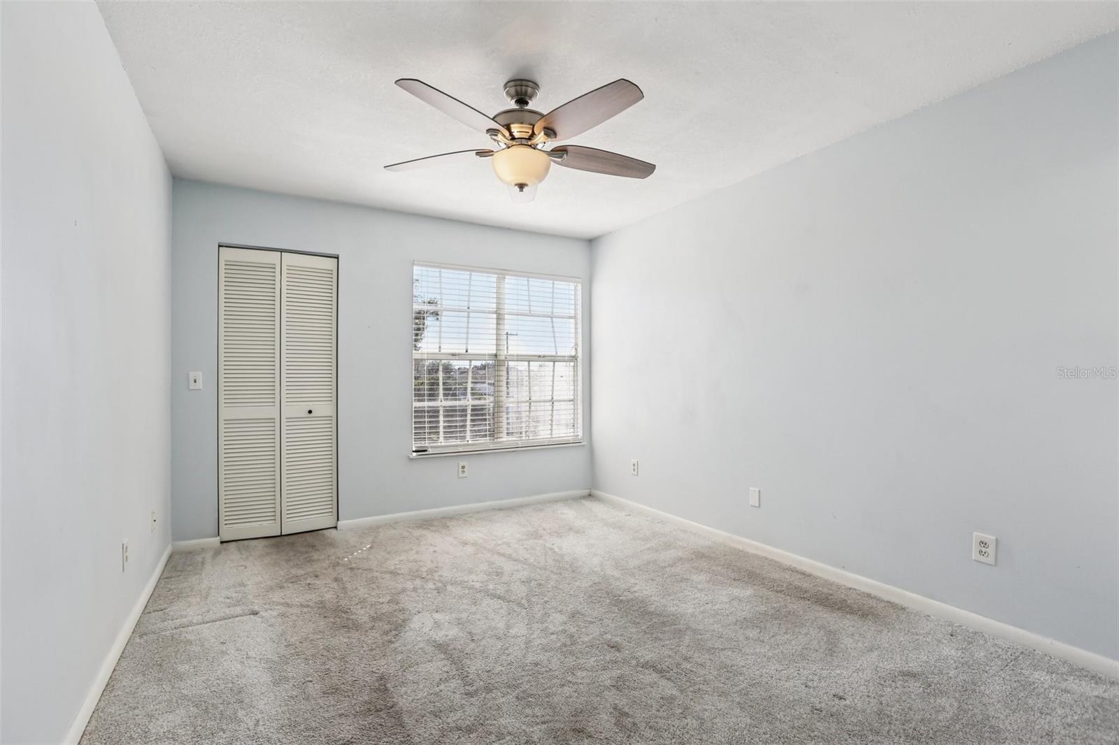 Image 25 of 34 For 6935 Lake Place Court 6935