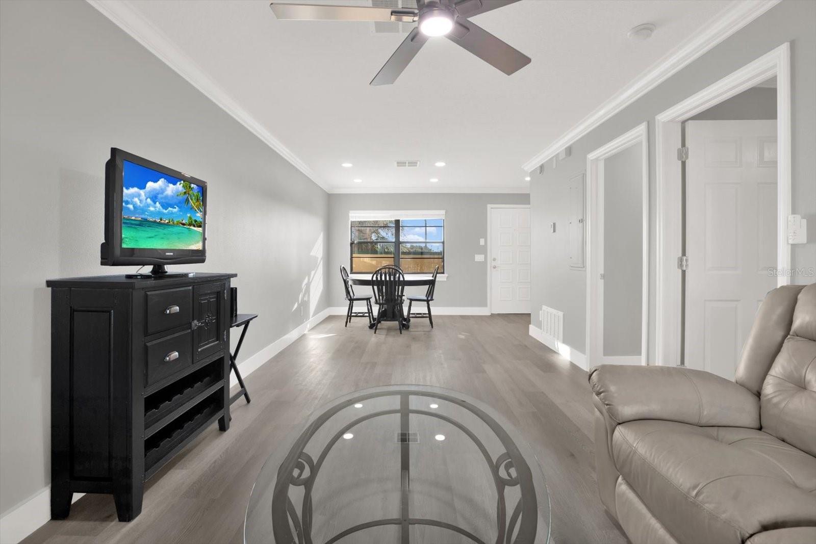 Image 10 of 18 For 622 Yardarm Drive 11