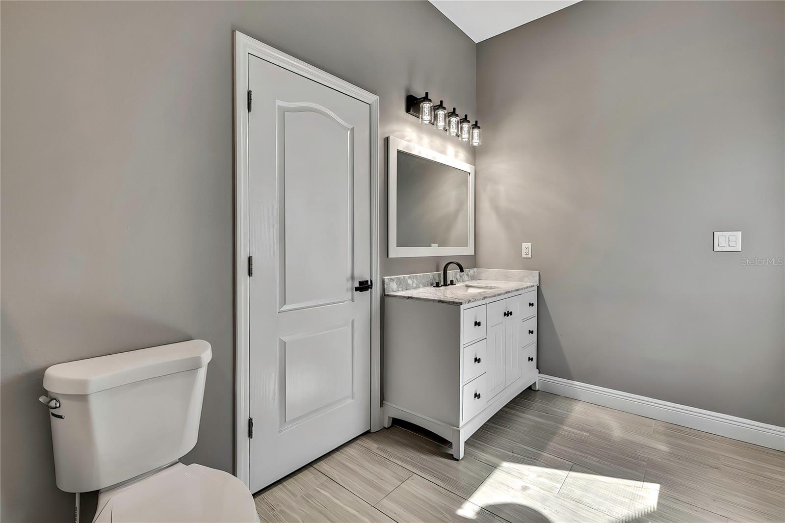 Image 29 of 58 For 27338 Elkwood Circle