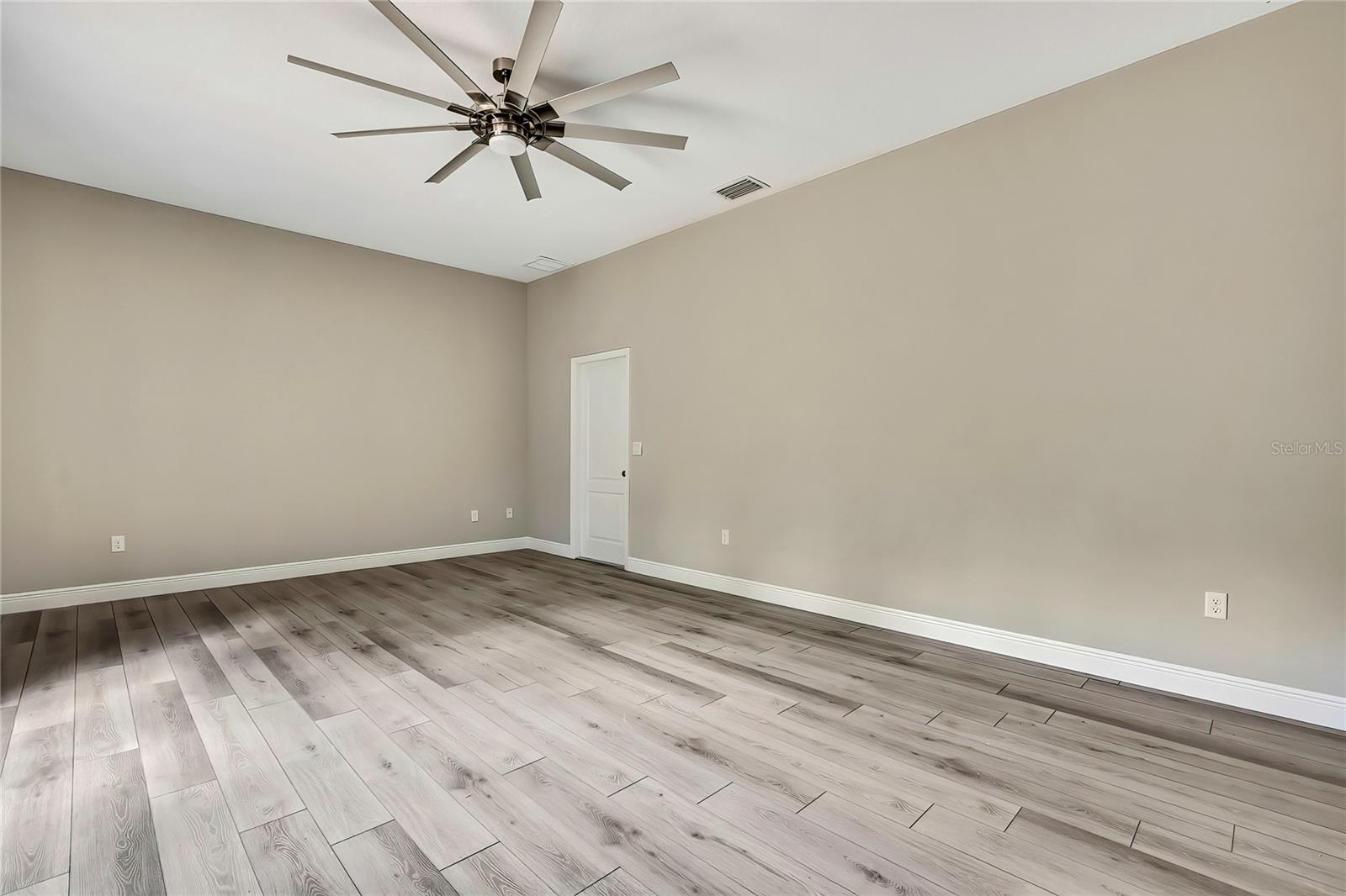 Image 45 of 58 For 27338 Elkwood Circle