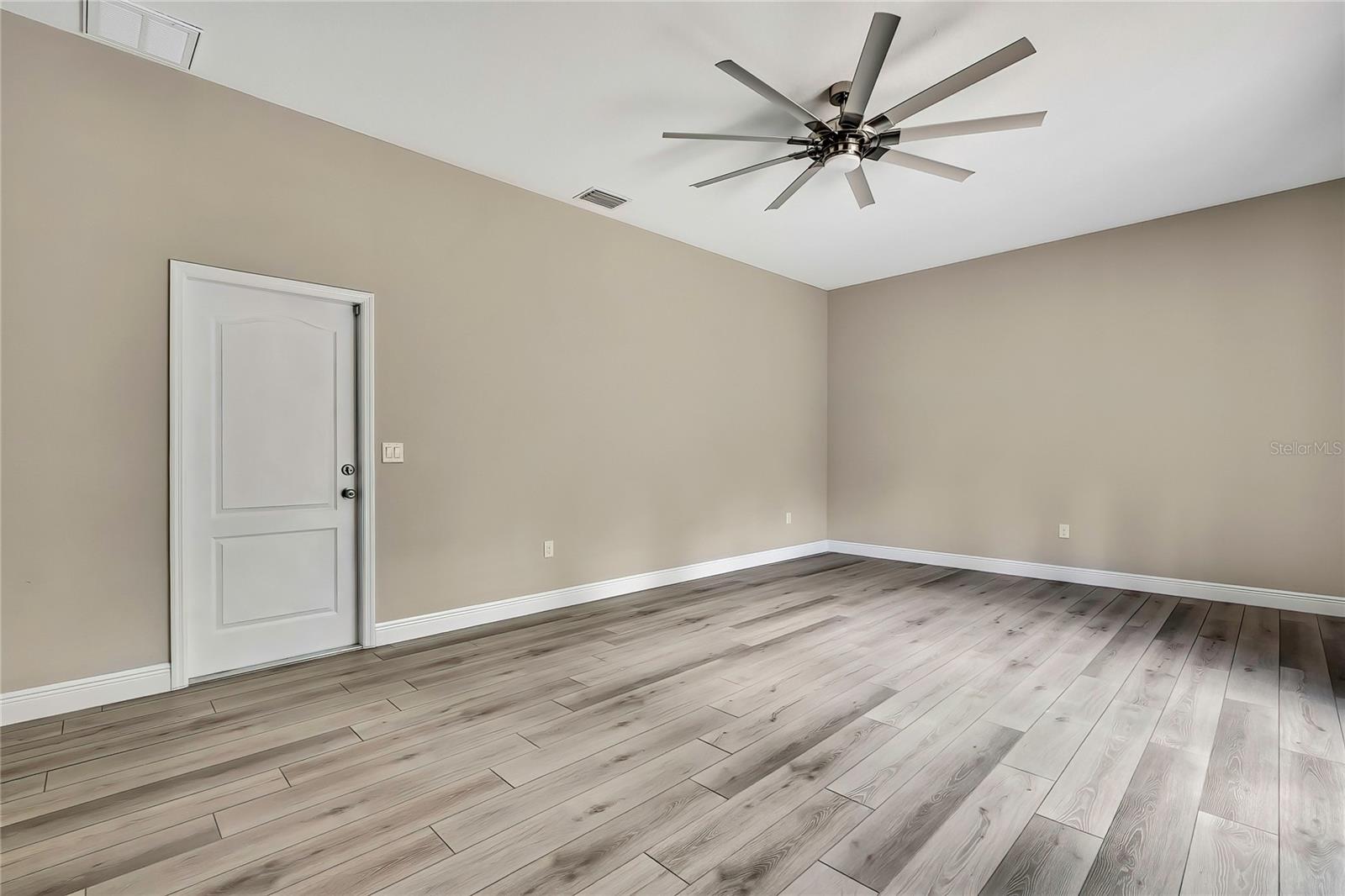 Image 46 of 58 For 27338 Elkwood Circle