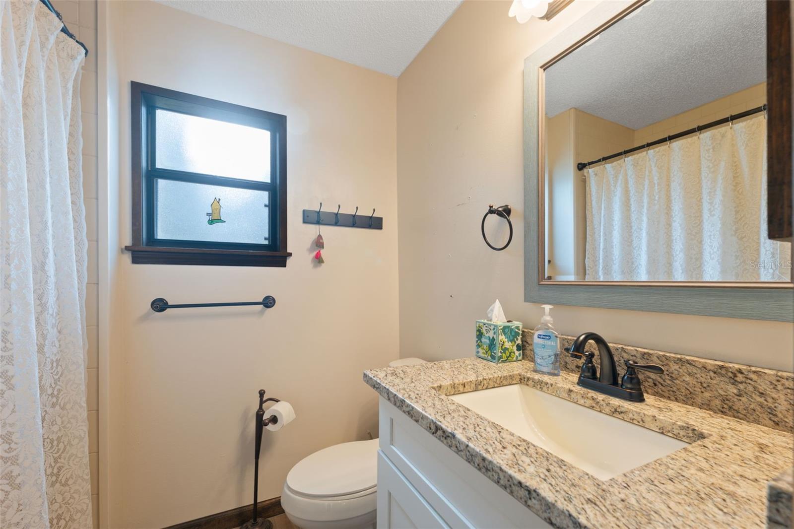 Image 26 of 38 For 811 Moonlight Lane Lane