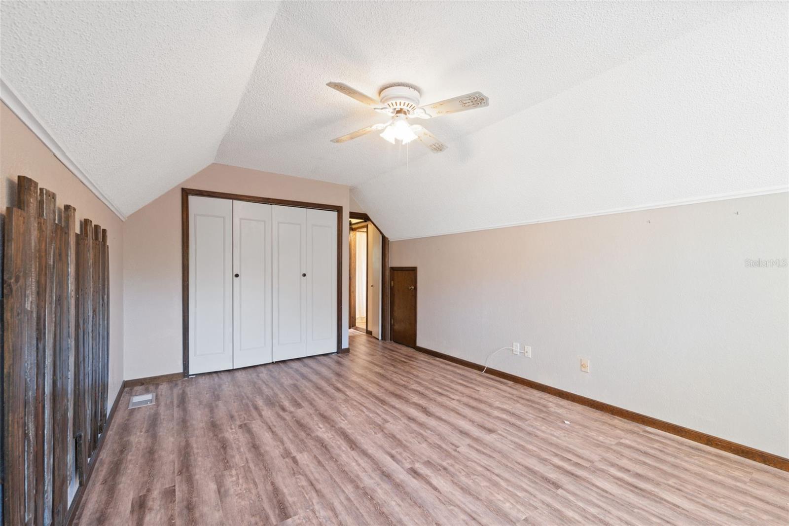 Image 28 of 38 For 811 Moonlight Lane Lane