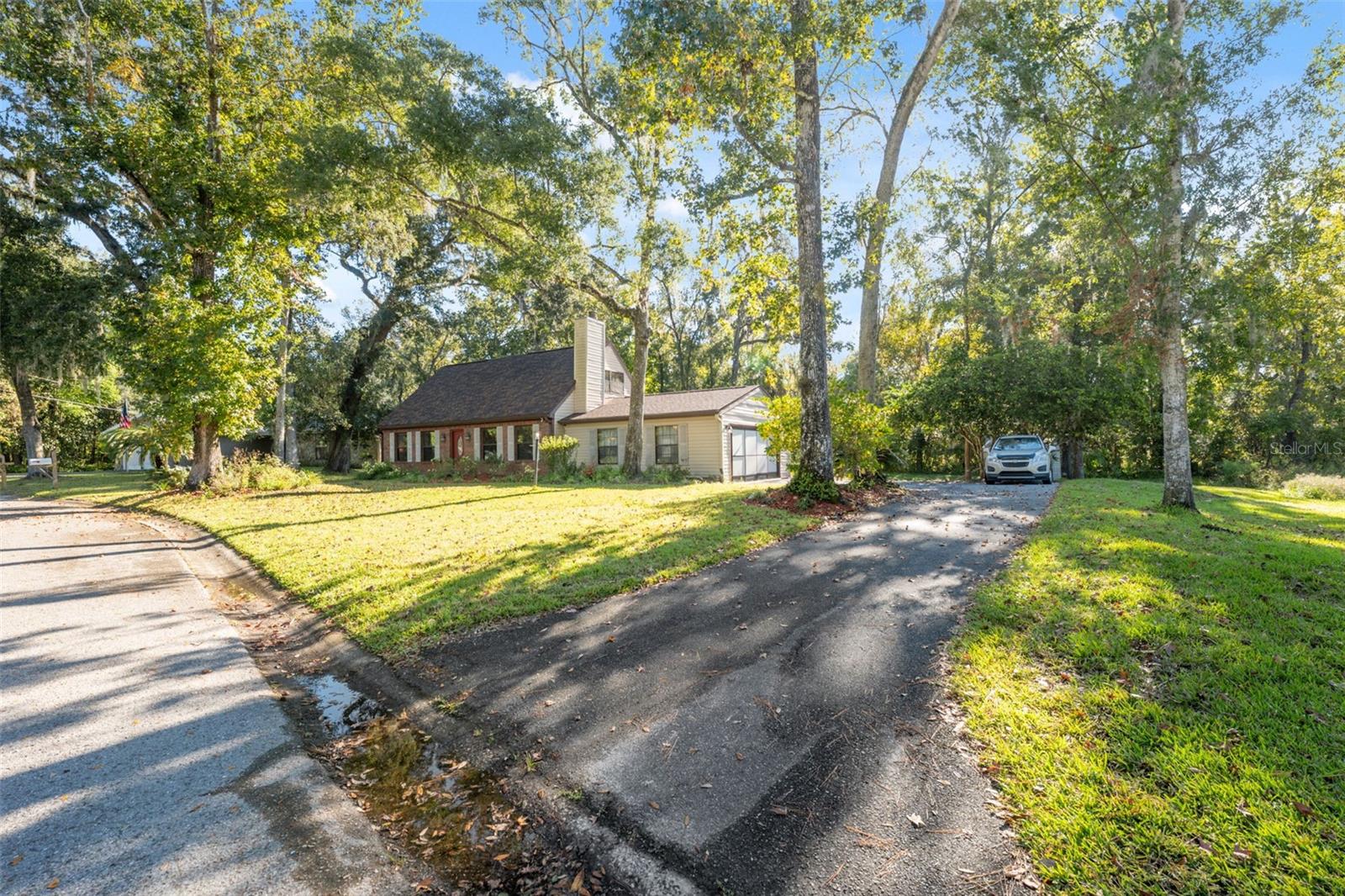 Image 7 of 38 For 811 Moonlight Lane Lane