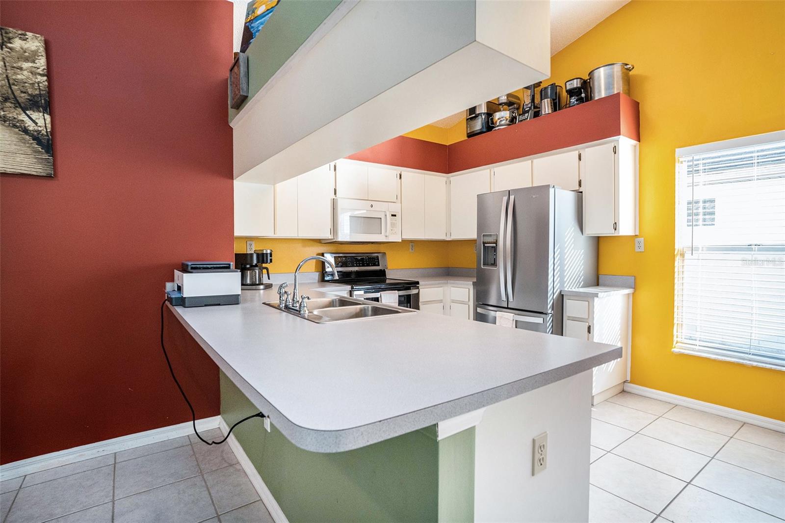 Image 10 of 30 For 2070 Sarah Louise Drive