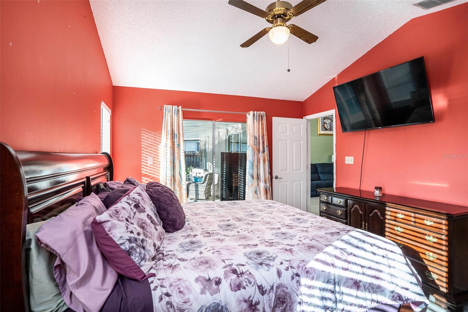 Image 13 of 30 For 2070 Sarah Louise Drive