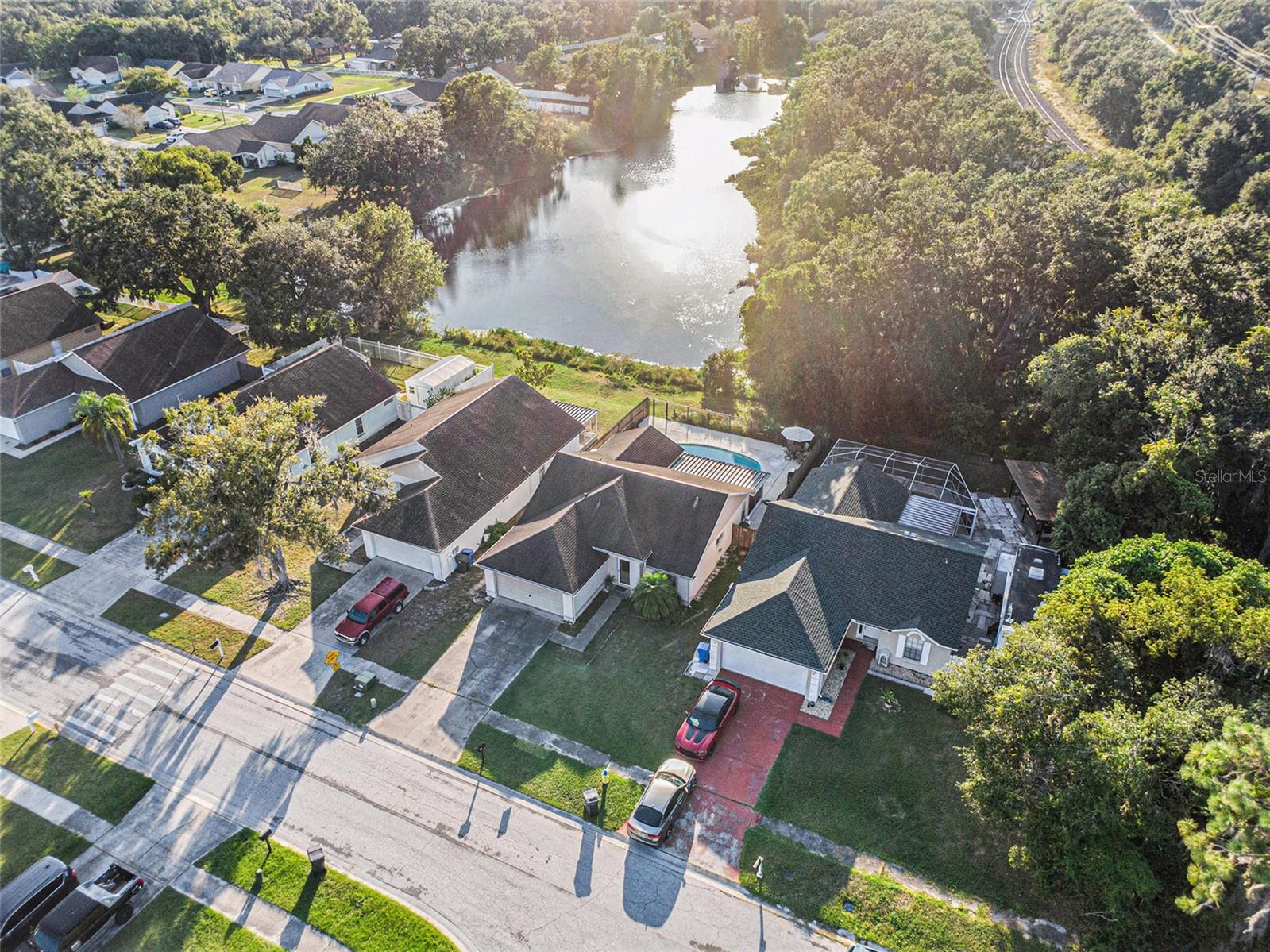 Image 29 of 30 For 2070 Sarah Louise Drive