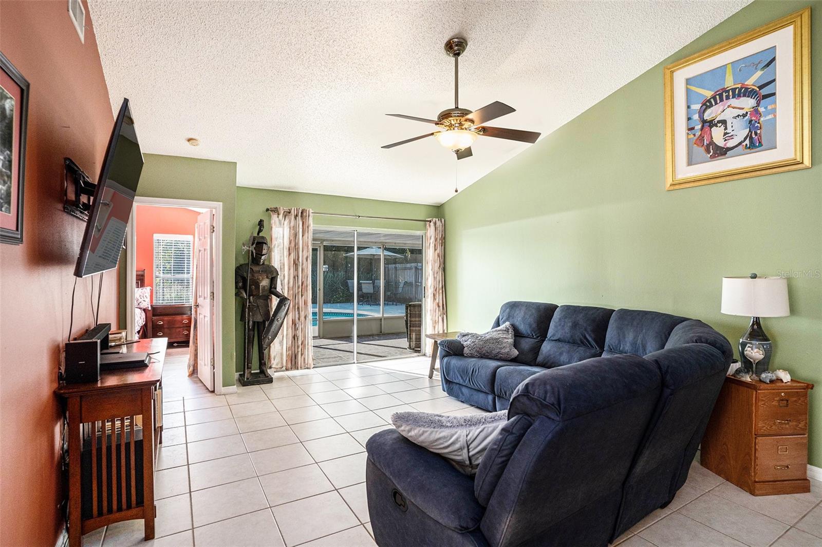 Image 5 of 30 For 2070 Sarah Louise Drive