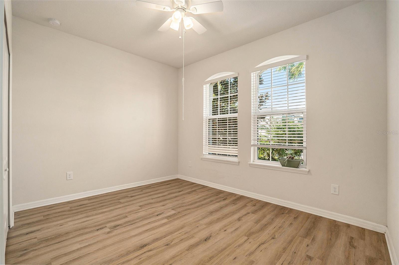 Image 18 of 29 For 12250 Blue Pacific Drive